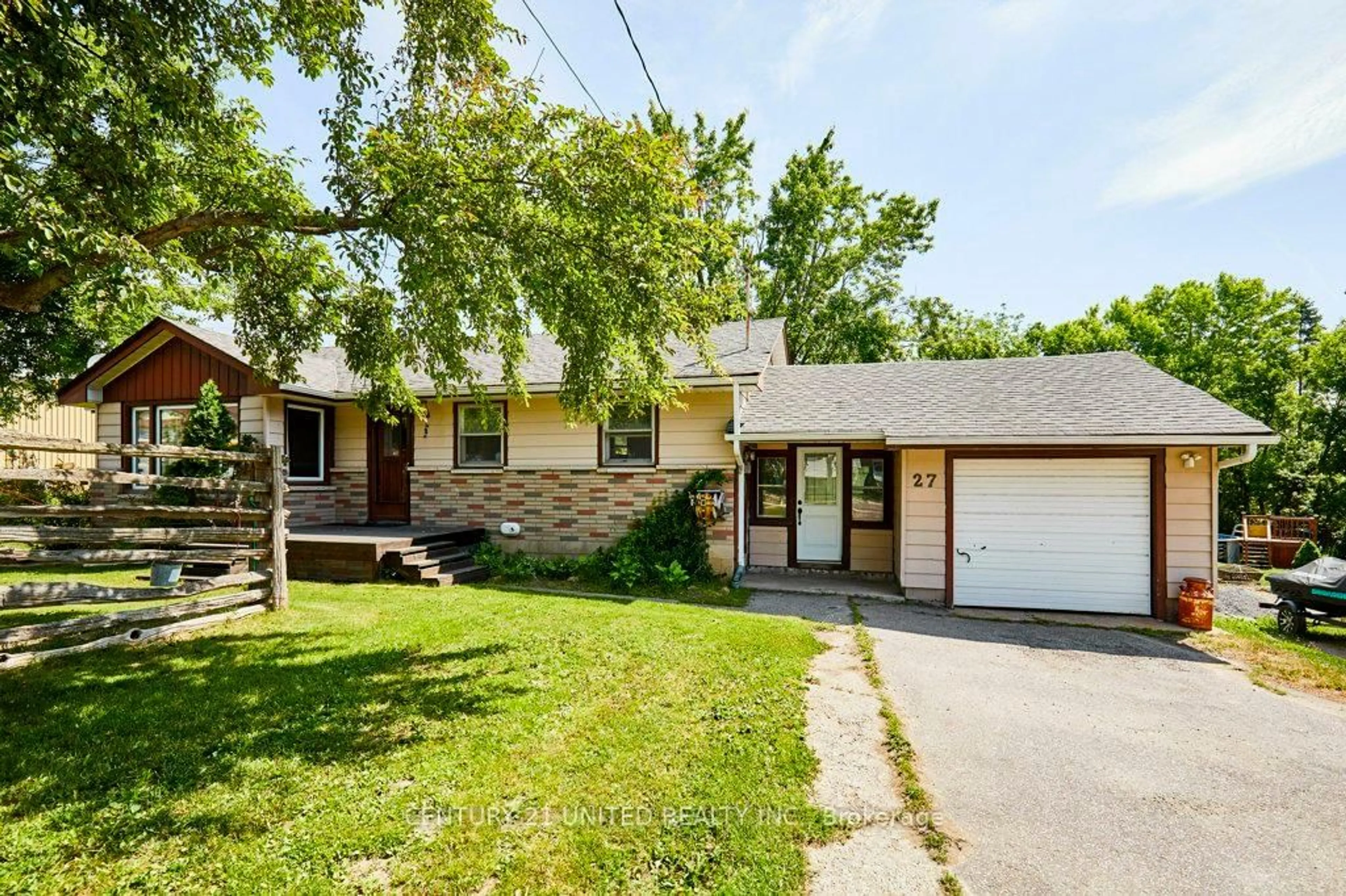 Unknown for 27 Centre St, Brock Ontario L0C 1H0