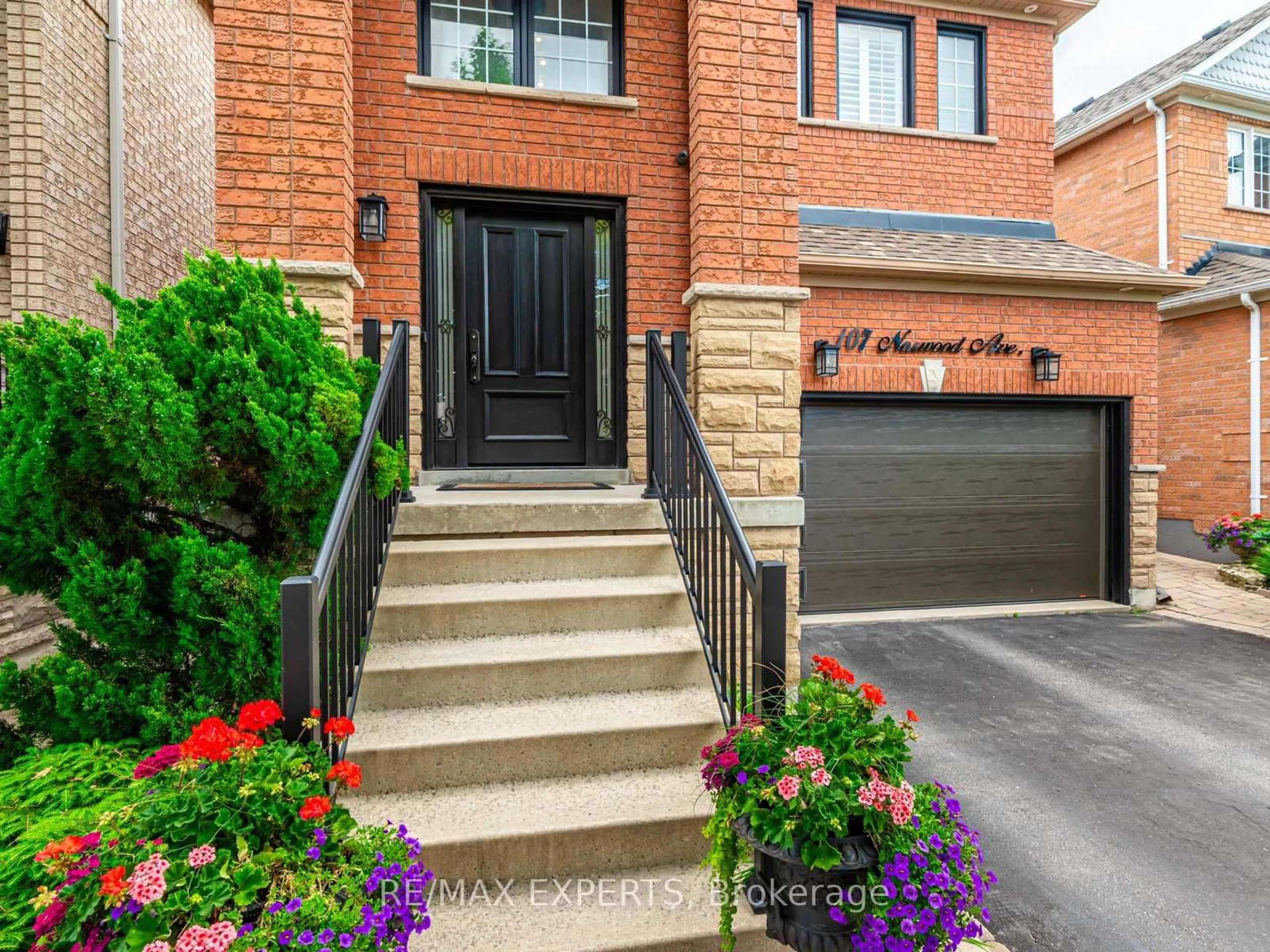 Home with brick exterior material, street for 107 Norwood Ave, Vaughan Ontario L6A 3V7