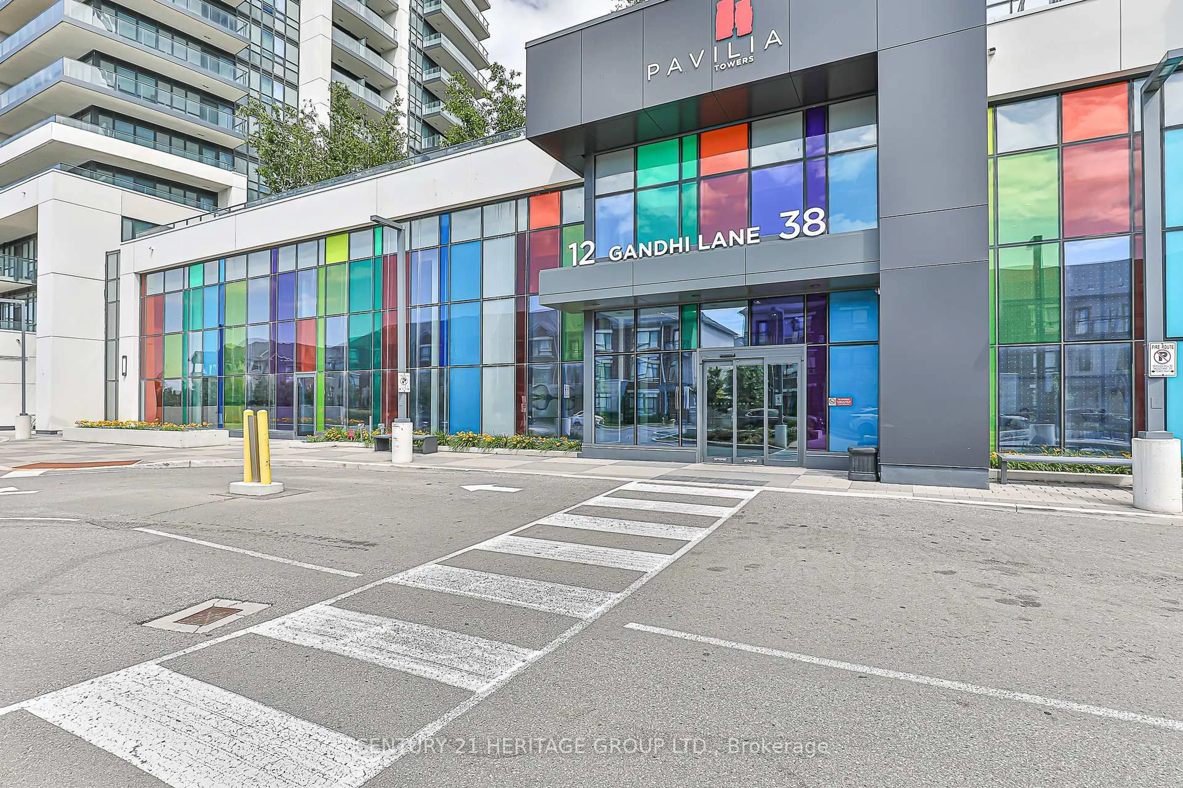 Indoor foyer for 12 Gandhi Lane #1703, Markham Ontario L3T 0G8