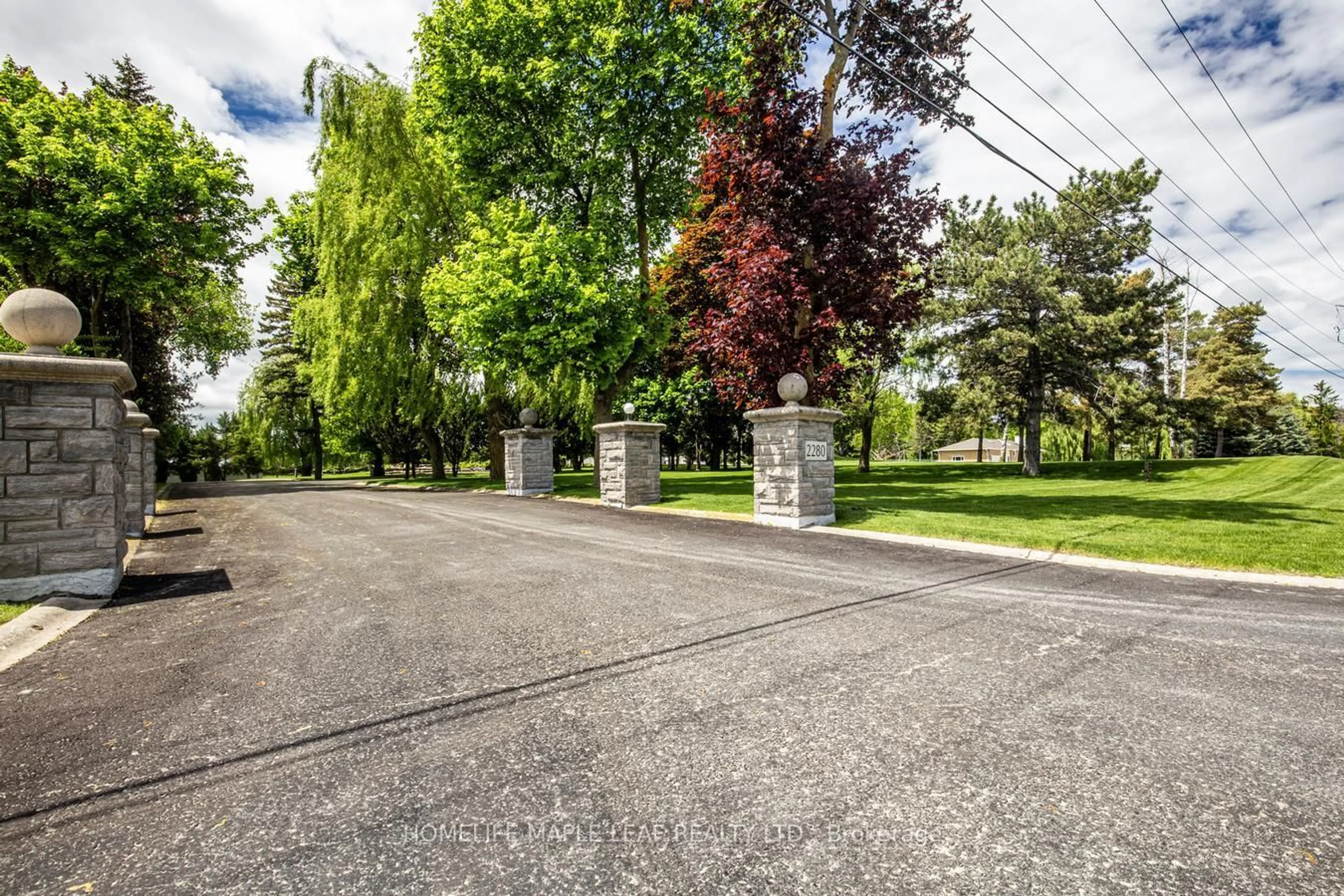 Unknown for 2280 Highway 27, Bradford West Gwillimbury Ontario L3Z 2M8