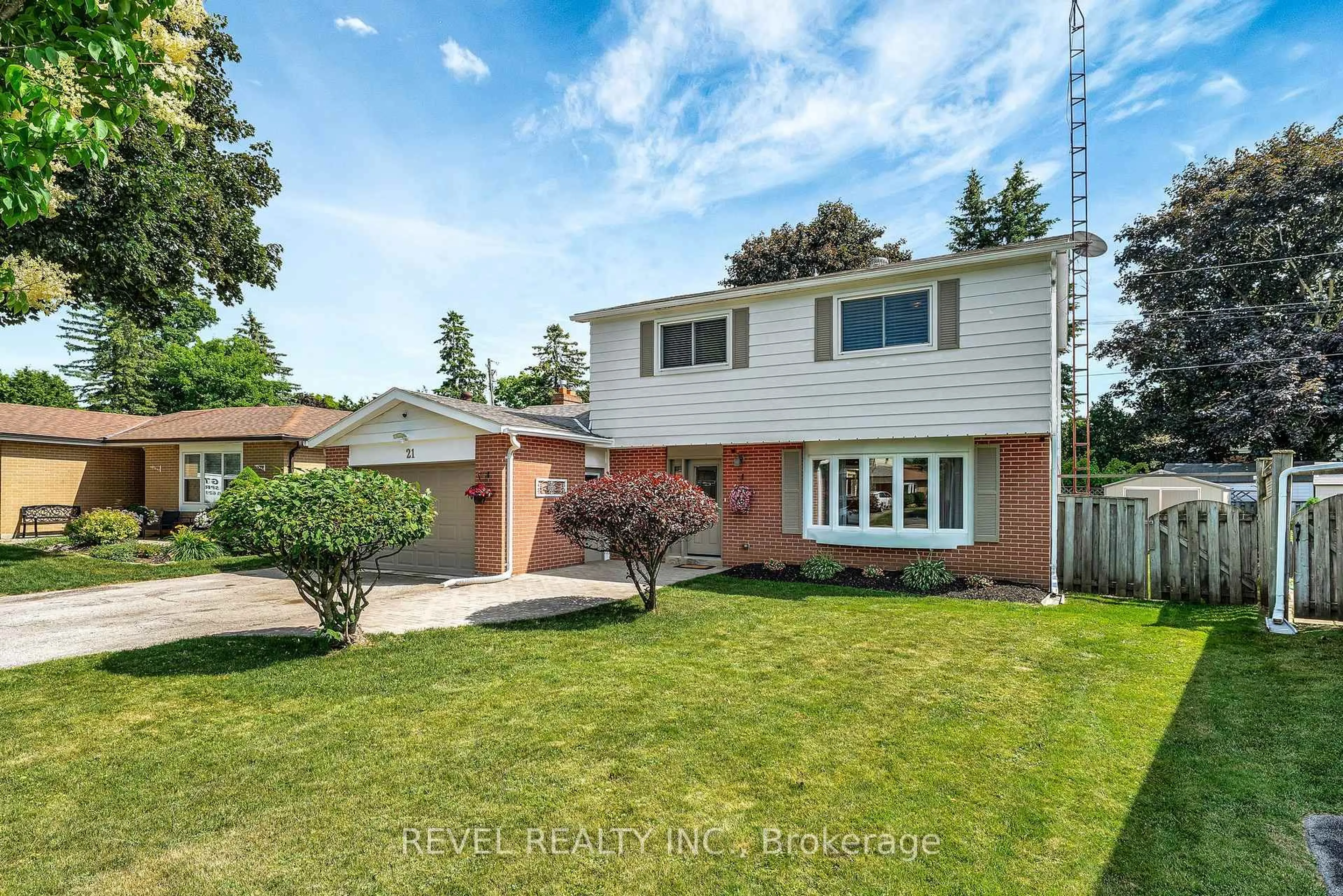 Unknown for 21 Adeline Ave, New Tecumseth Ontario L0G 1W0