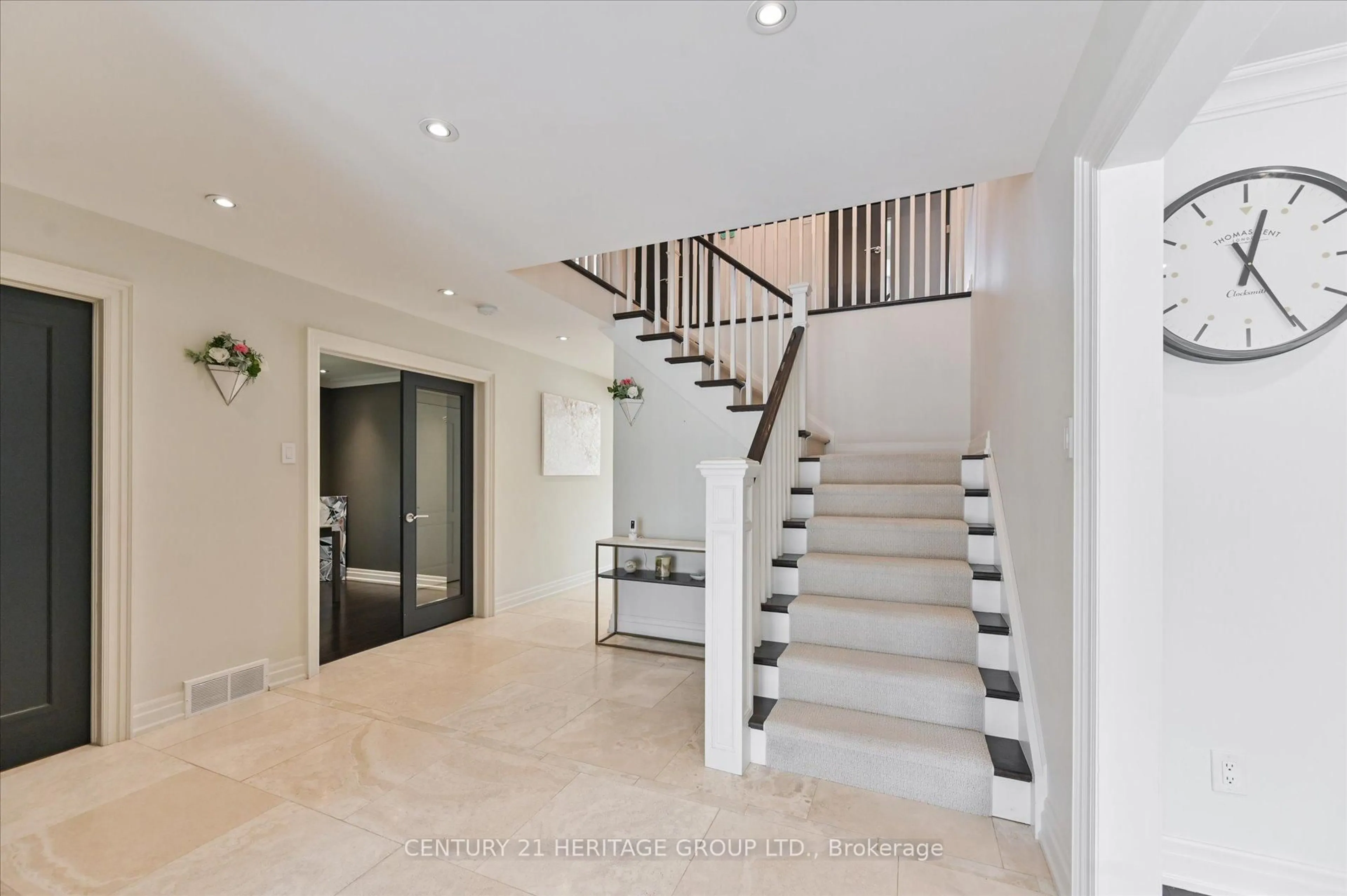 Unknown for 47 Berkeley Crt, Markham Ontario L3R 6M2