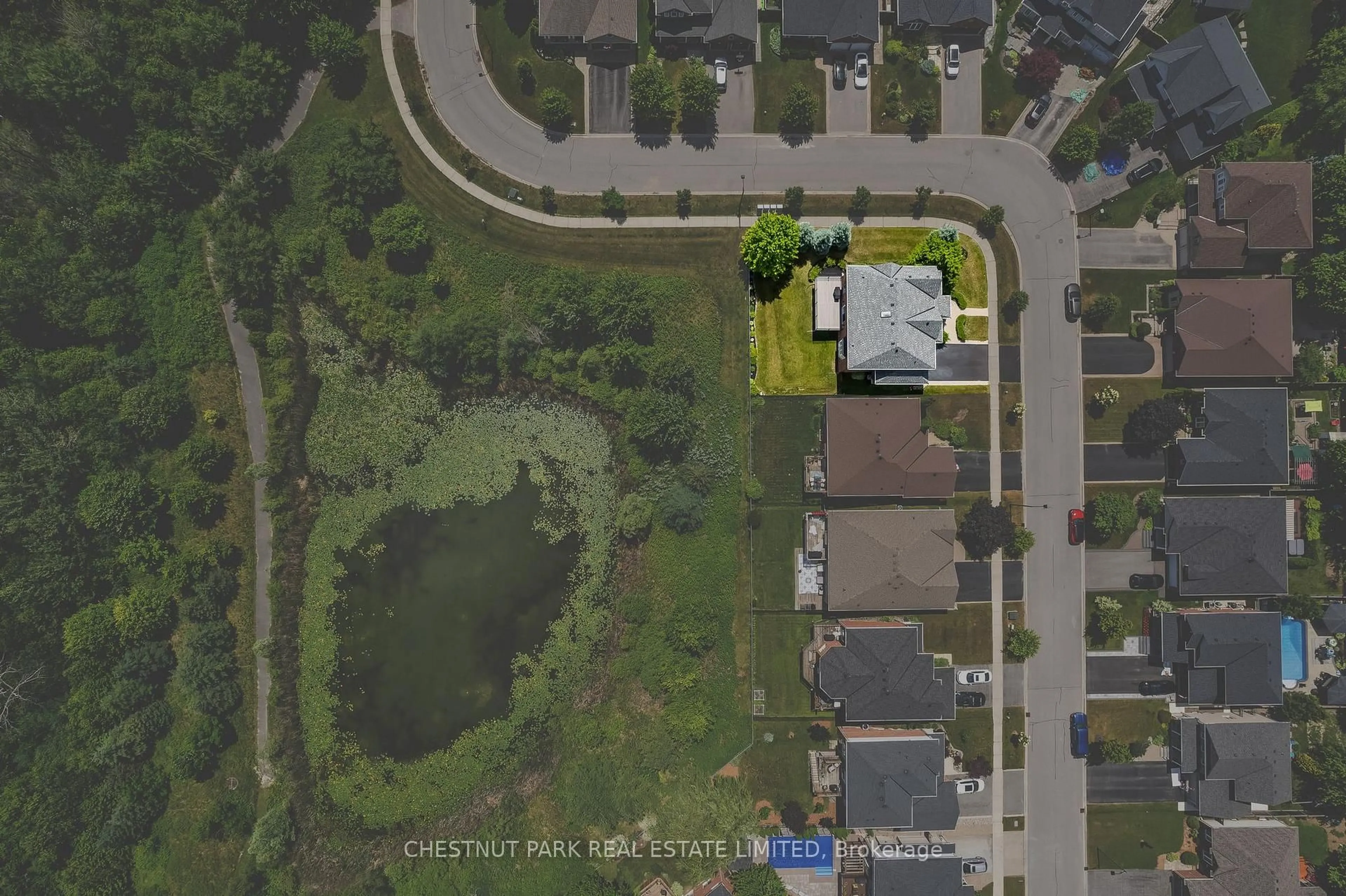 A pic from outside/outdoor area/front of a property/back of a property/a pic from drone, water/lake/river/ocean view for 21 Ash Green Lane, Uxbridge Ontario L9P 2A8