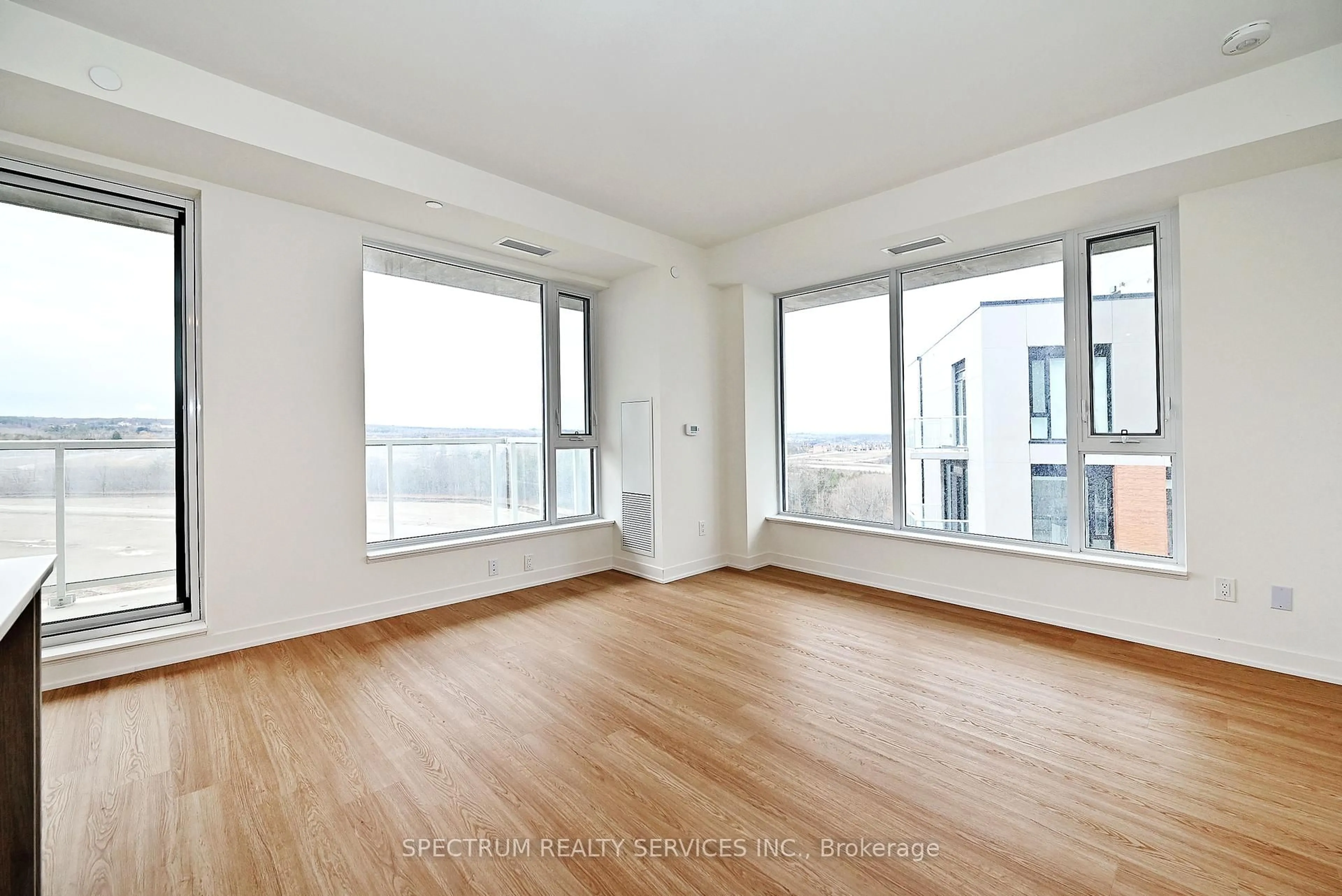 A pic of a room for 2 David Eyer Rd #1029, Richmond Hill Ontario L4S 0N6