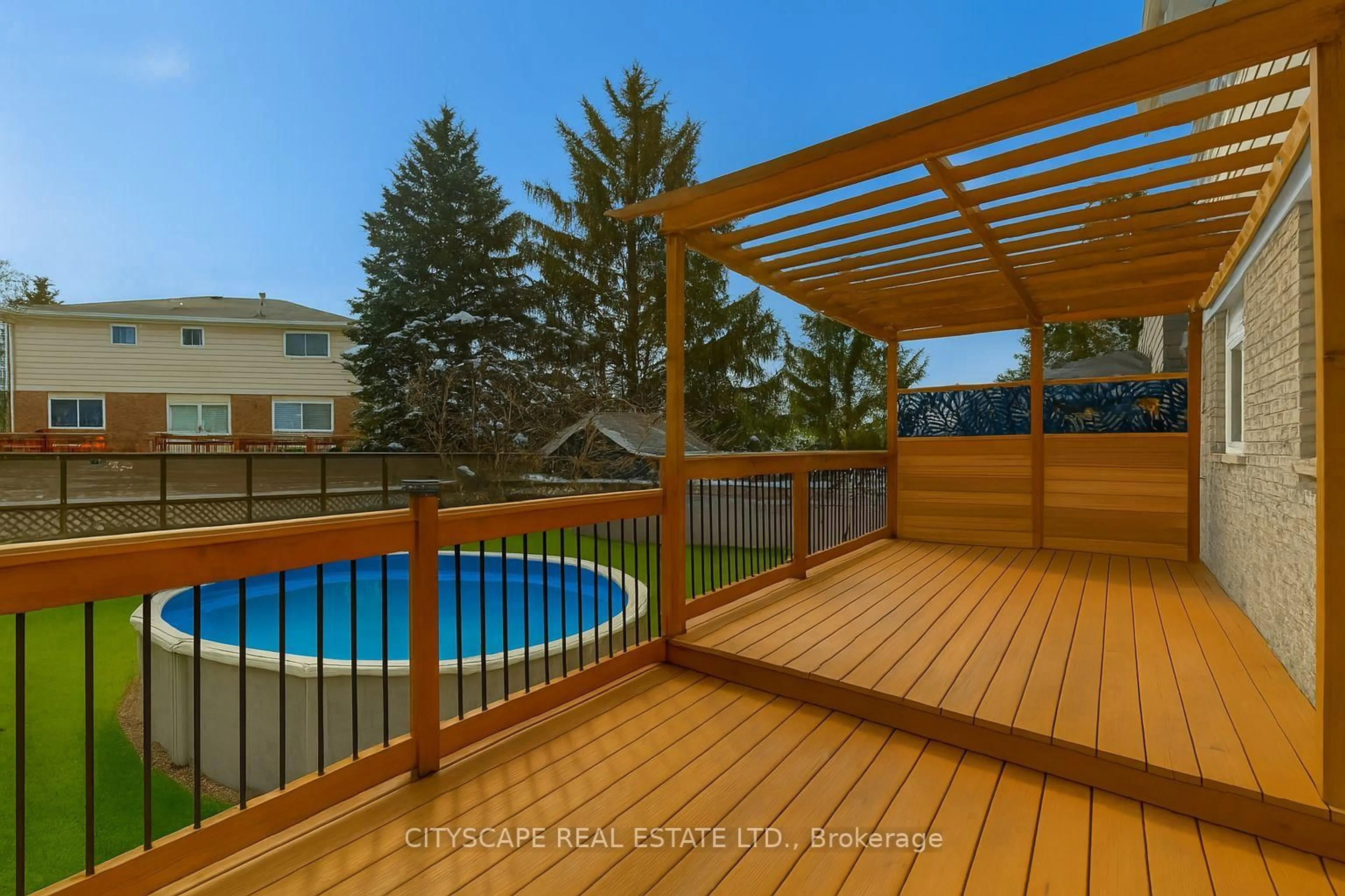 Pool for 65 Riverglen Dr, Georgina Ontario L4P 3K7