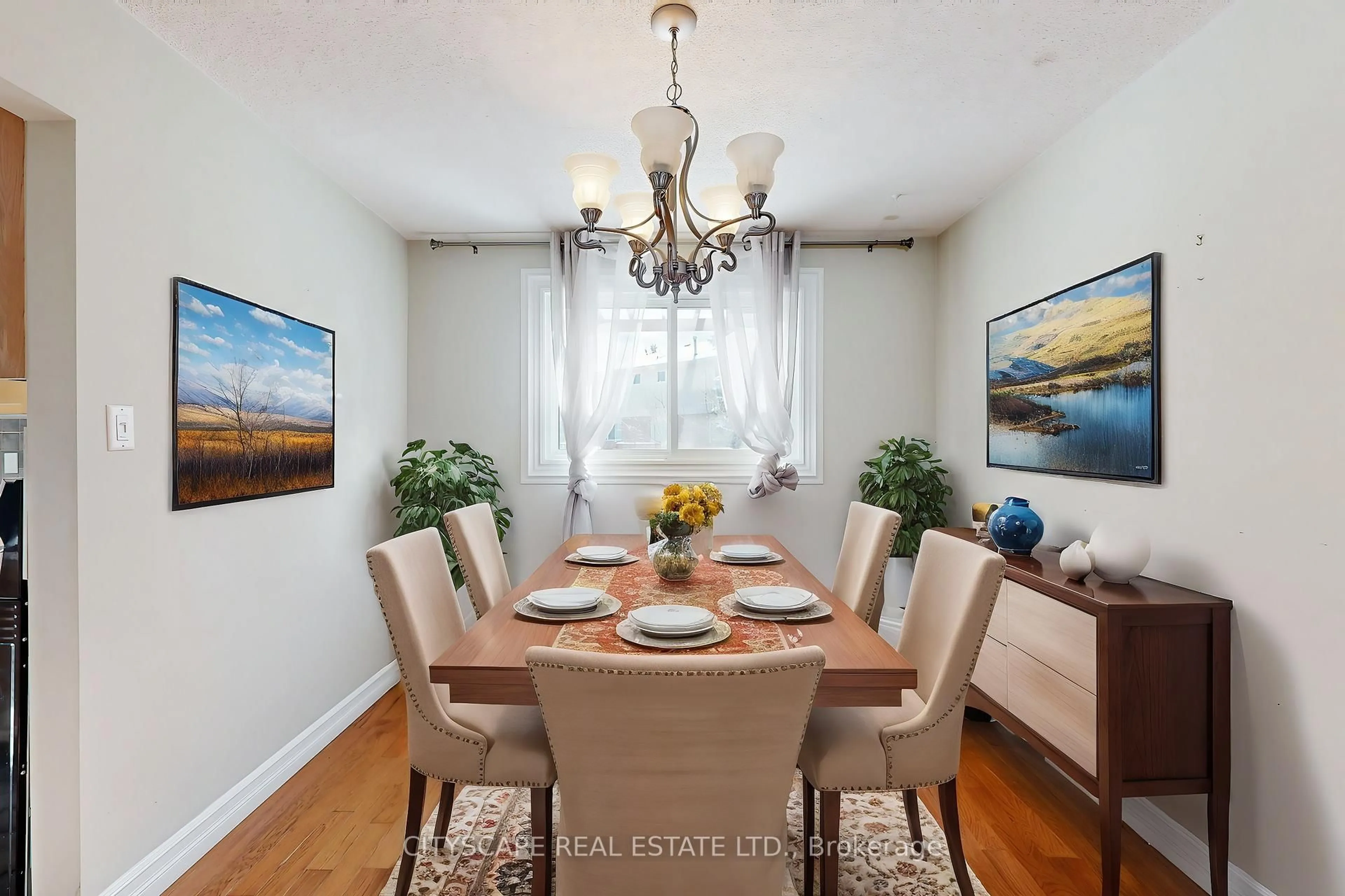 Dining room, wood/laminate floor for 65 Riverglen Dr, Georgina Ontario L4P 3K7