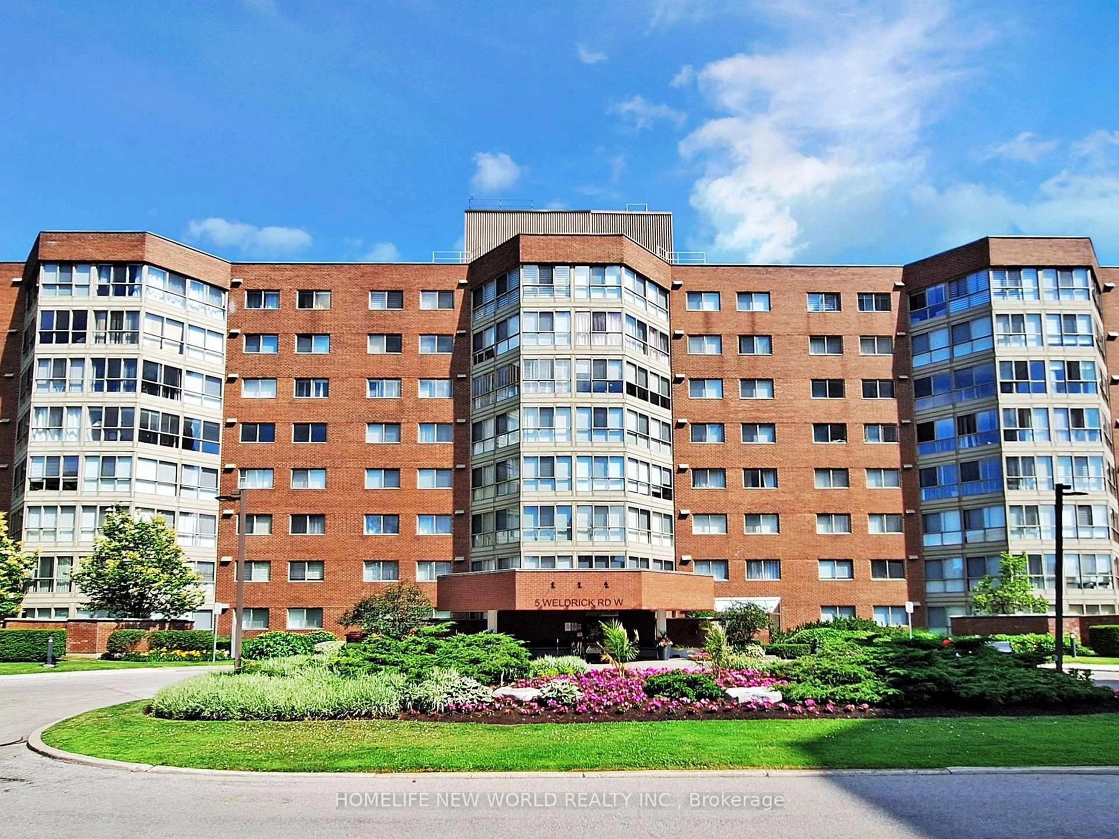 Unknown for 5 Weldrick Rd #604, Richmond Hill Ontario L4C 8S9