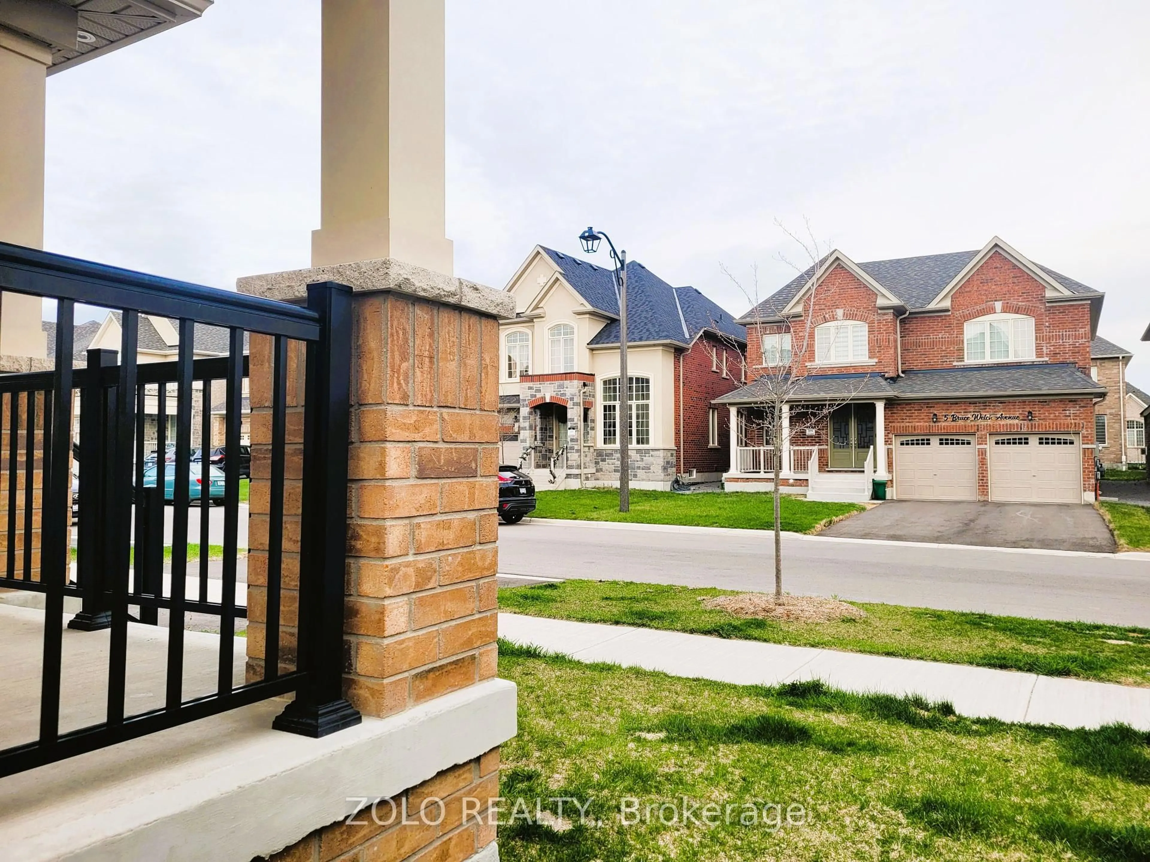 Home with brick exterior material, street for 4 Bruce Welch Ave, Georgina Ontario L4P 0J1