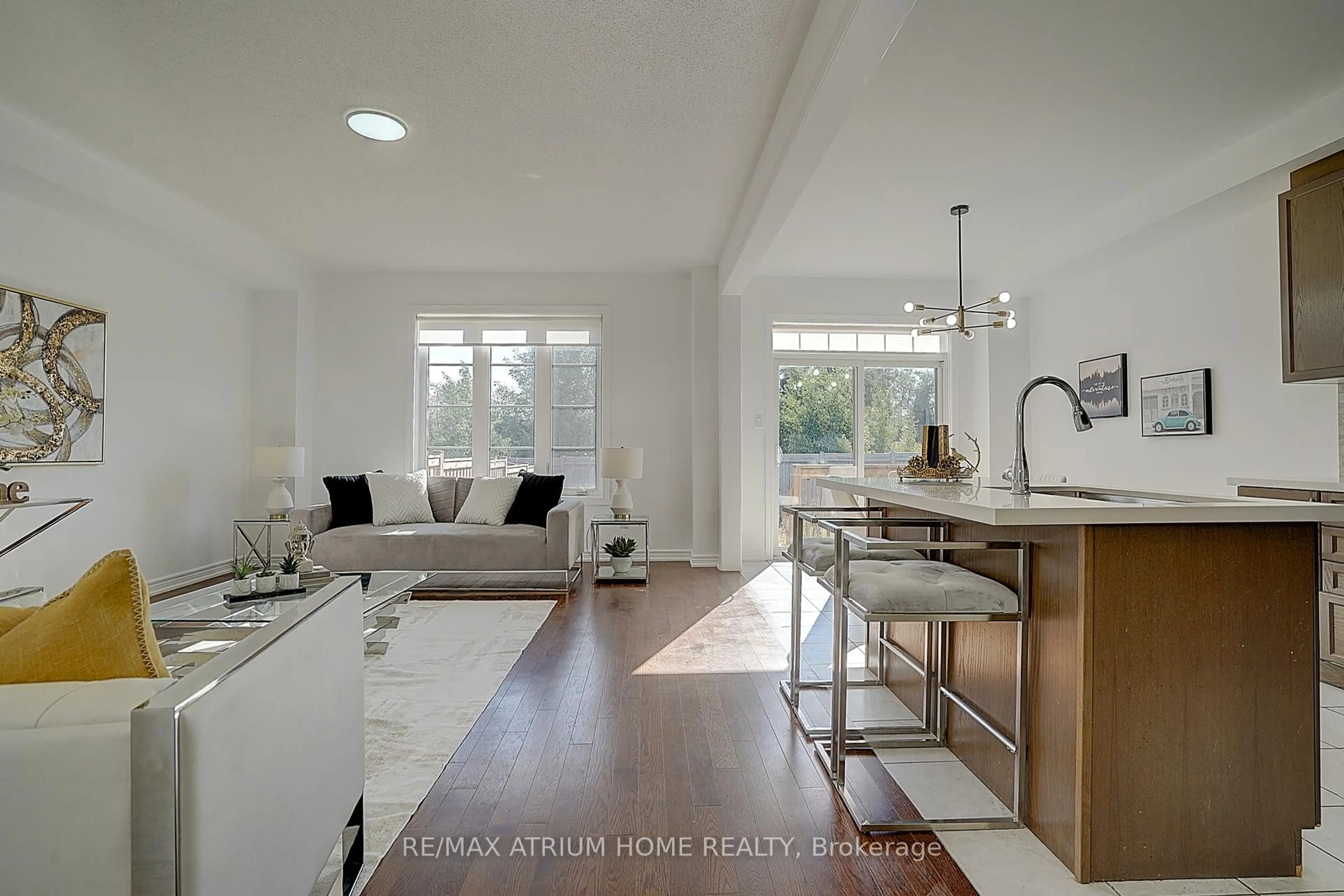 Open concept kitchen, unknown for 26 Decast Cres, Markham Ontario L6B 1N6