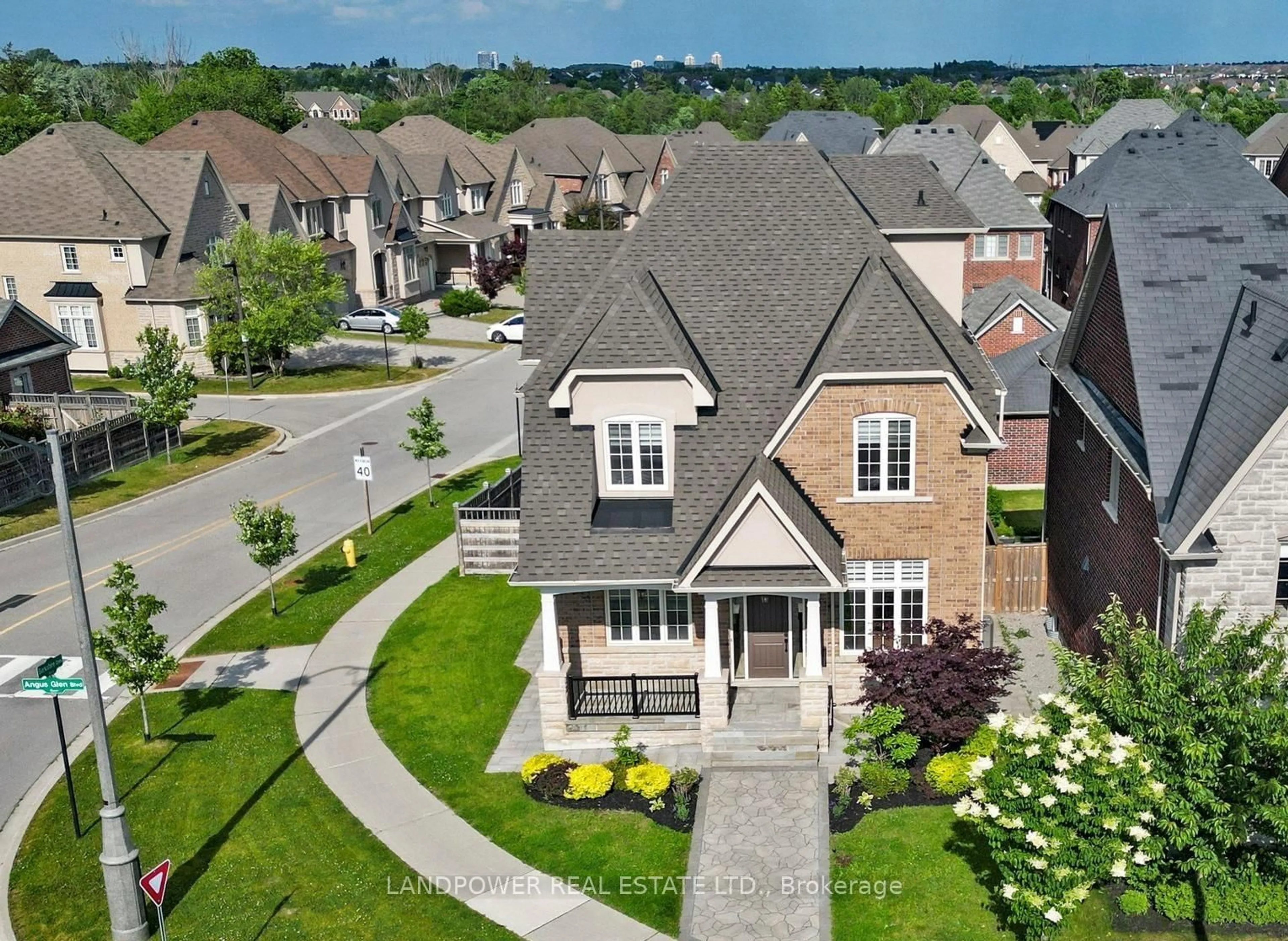 A pic from outside/outdoor area/front of a property/back of a property/a pic from drone, street for 266 Angus Glen Blvd, Markham Ontario L6C 0P5