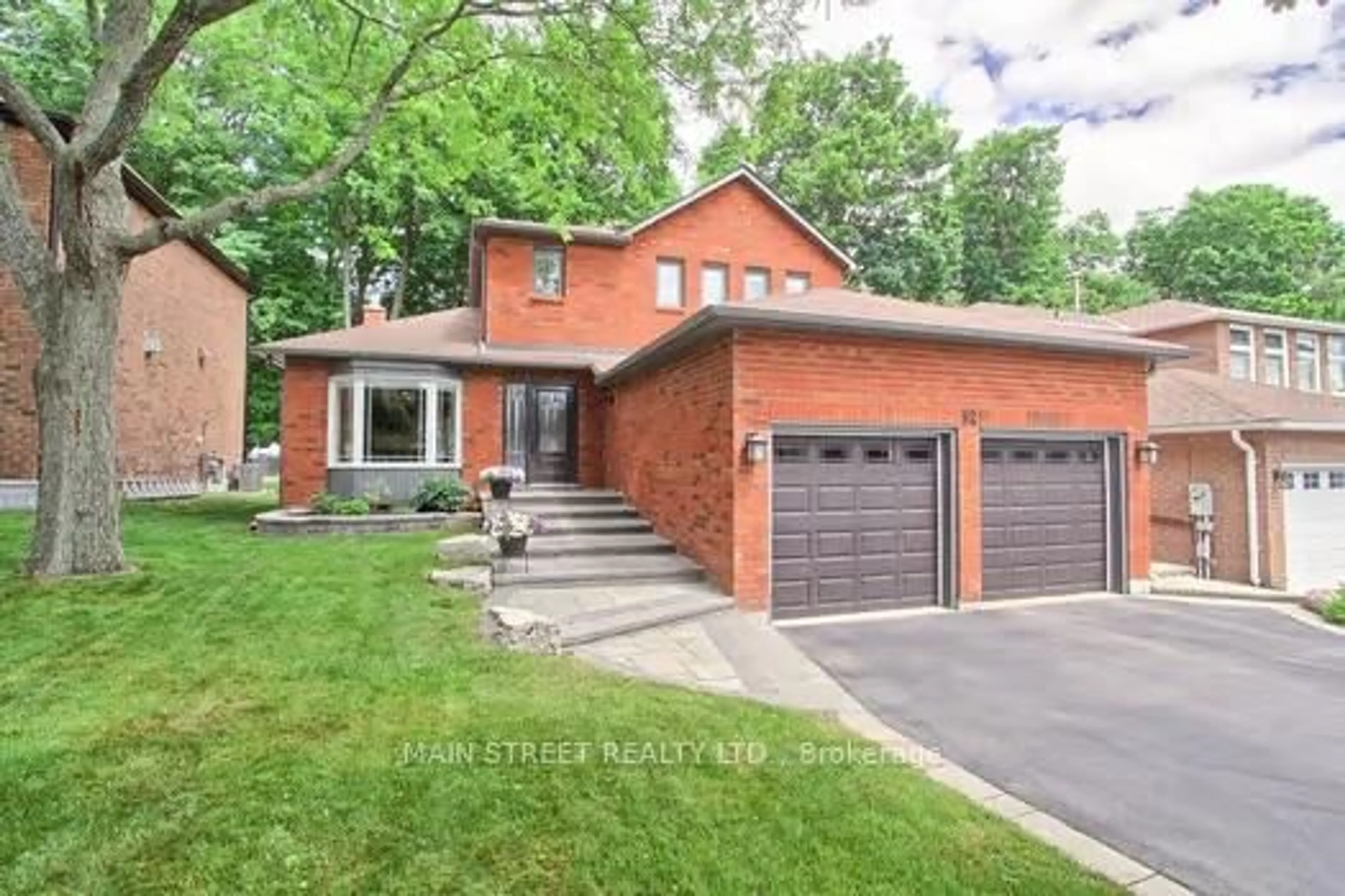 Home with brick exterior material, street for 52 Tribbling Cres, Aurora Ontario L4G 4W6