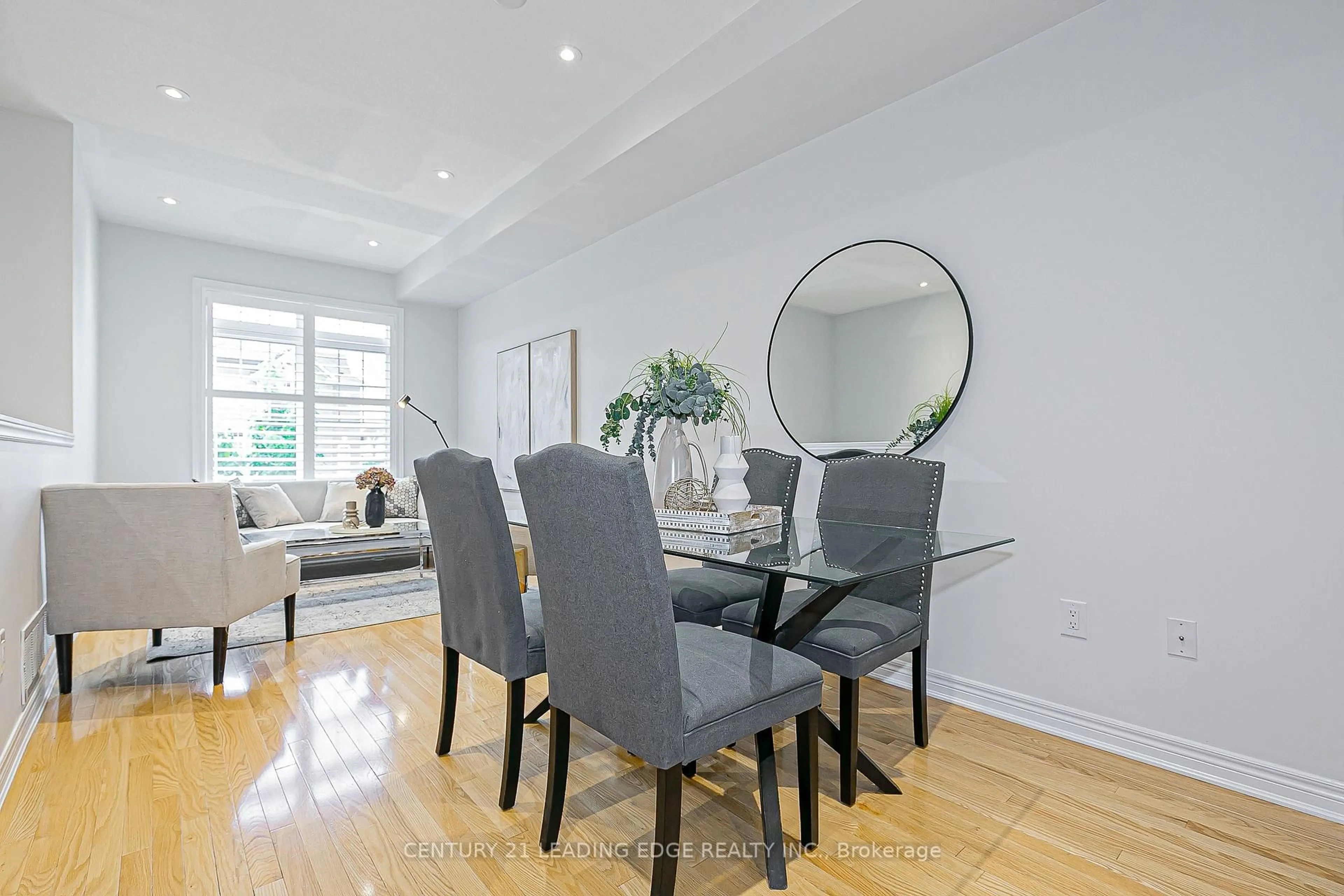 Dining room, wood/laminate floor for 319 DELRAY Dr, Markham Ontario L6E 0P9
