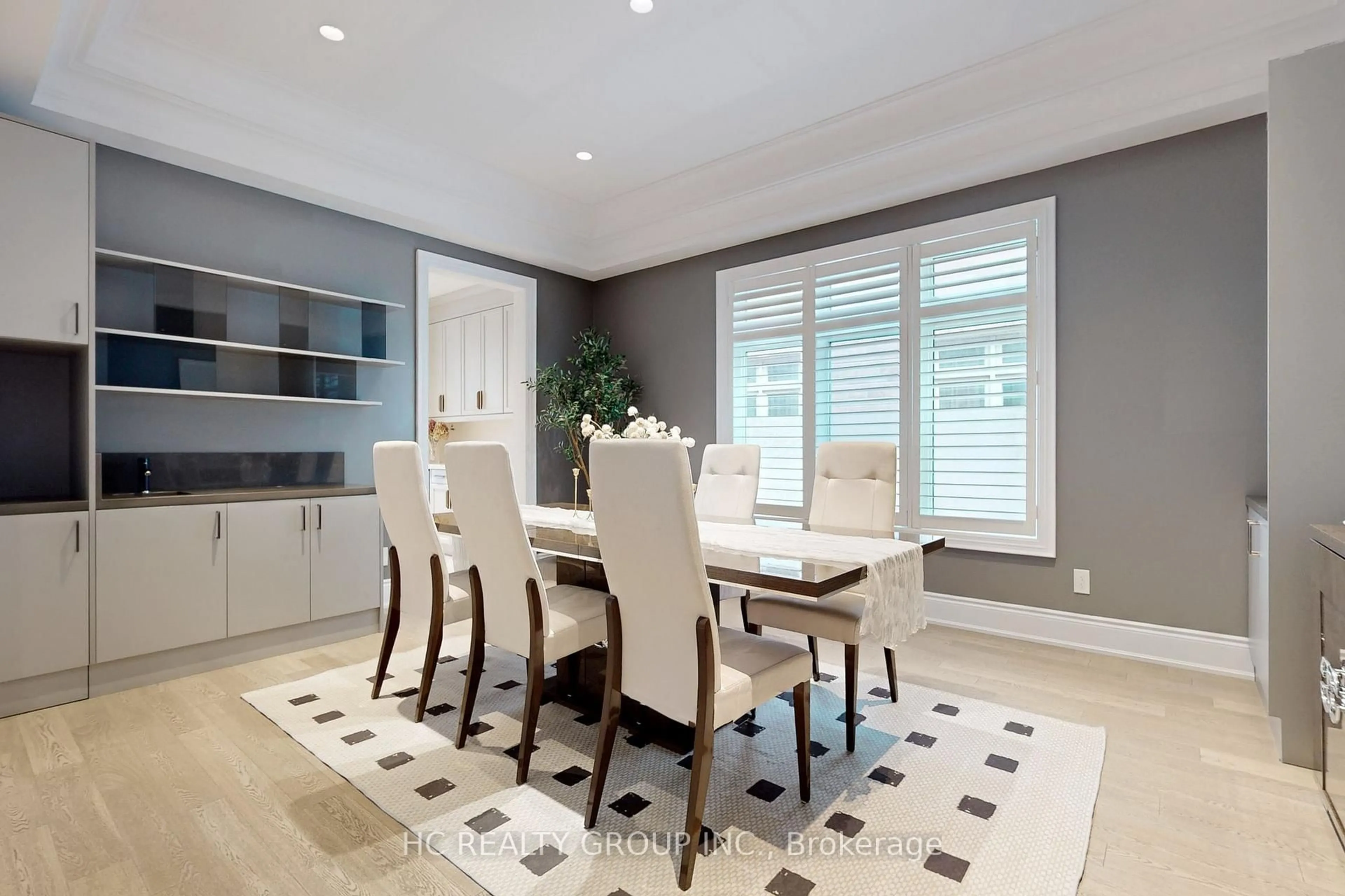 Dining room, ceramic/tile floor for 6 Redkey Dr, Markham Ontario L3S 4R2
