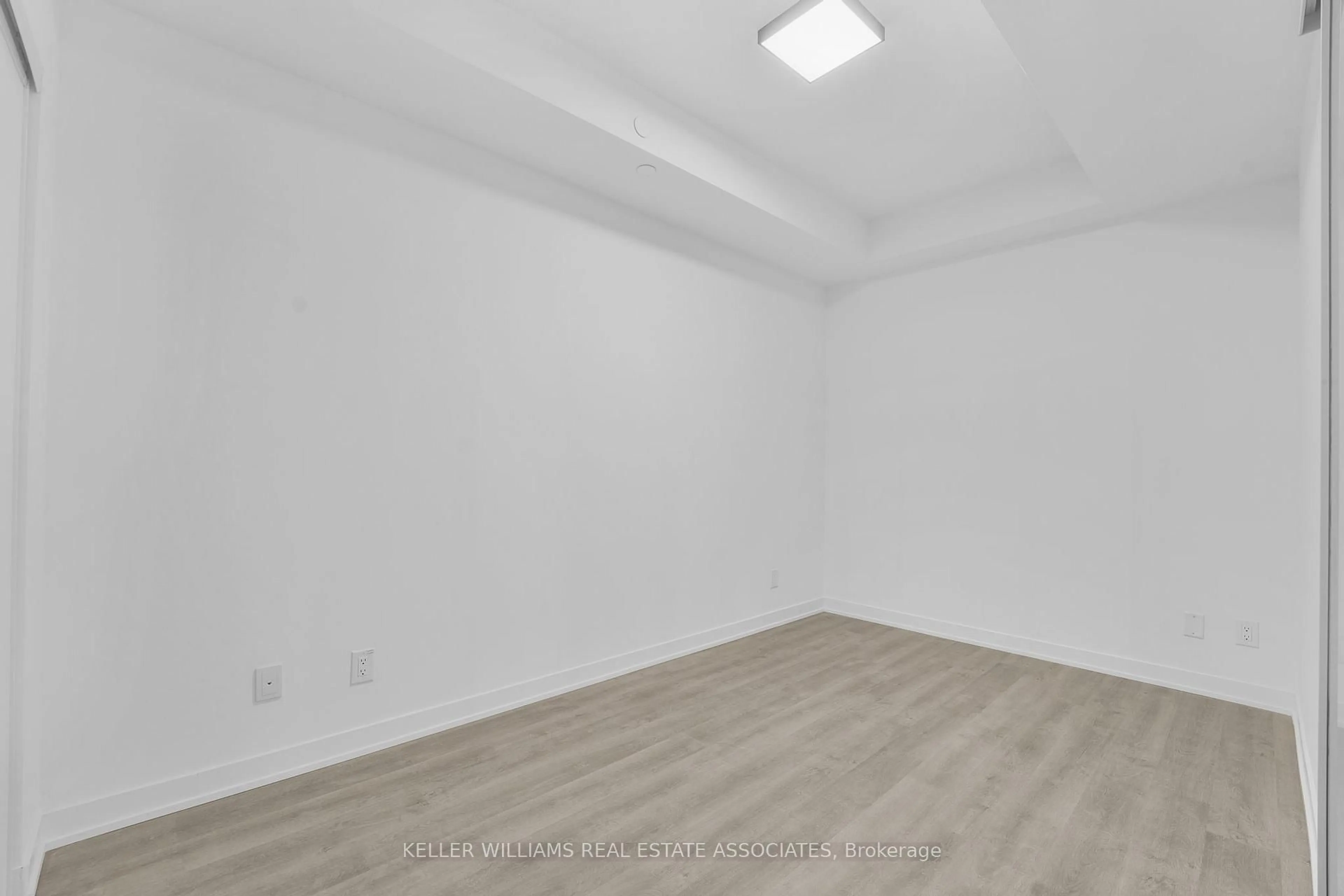 A pic of a room for 8119 Birchmount Rd #738, Markham Ontario L6G 0H5
