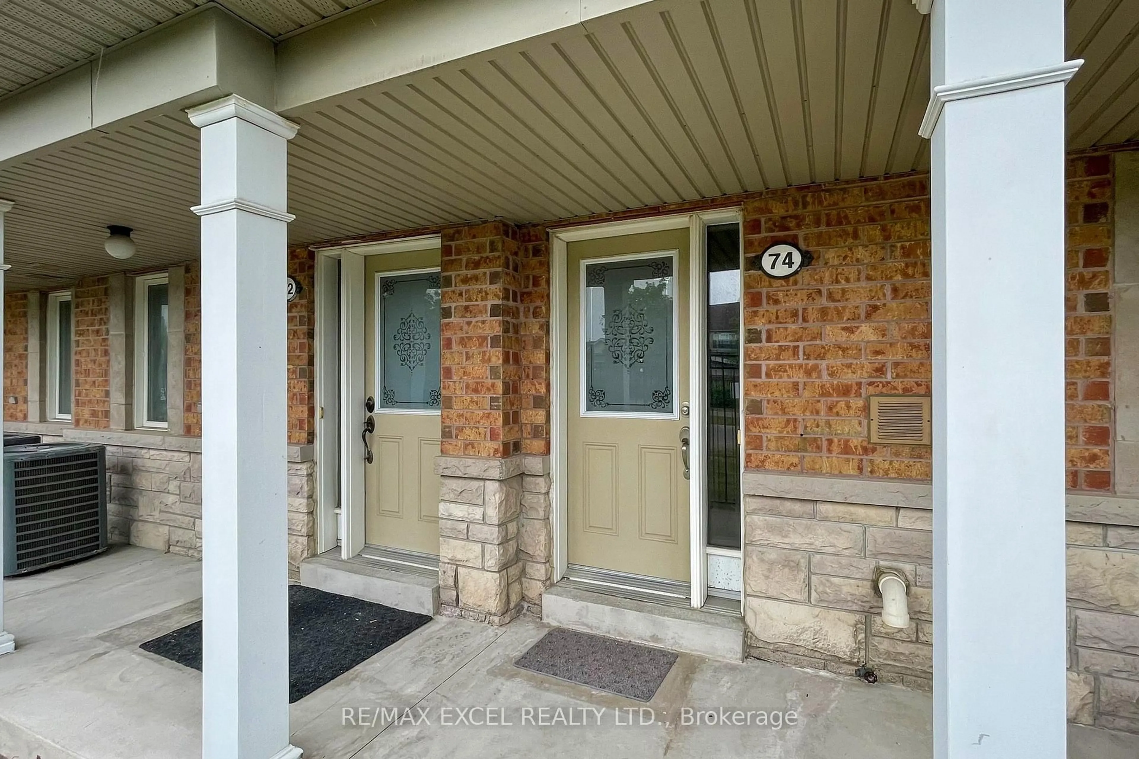 Indoor entryway for 74 Sanctuary Way, Markham Ontario L6E 0C2