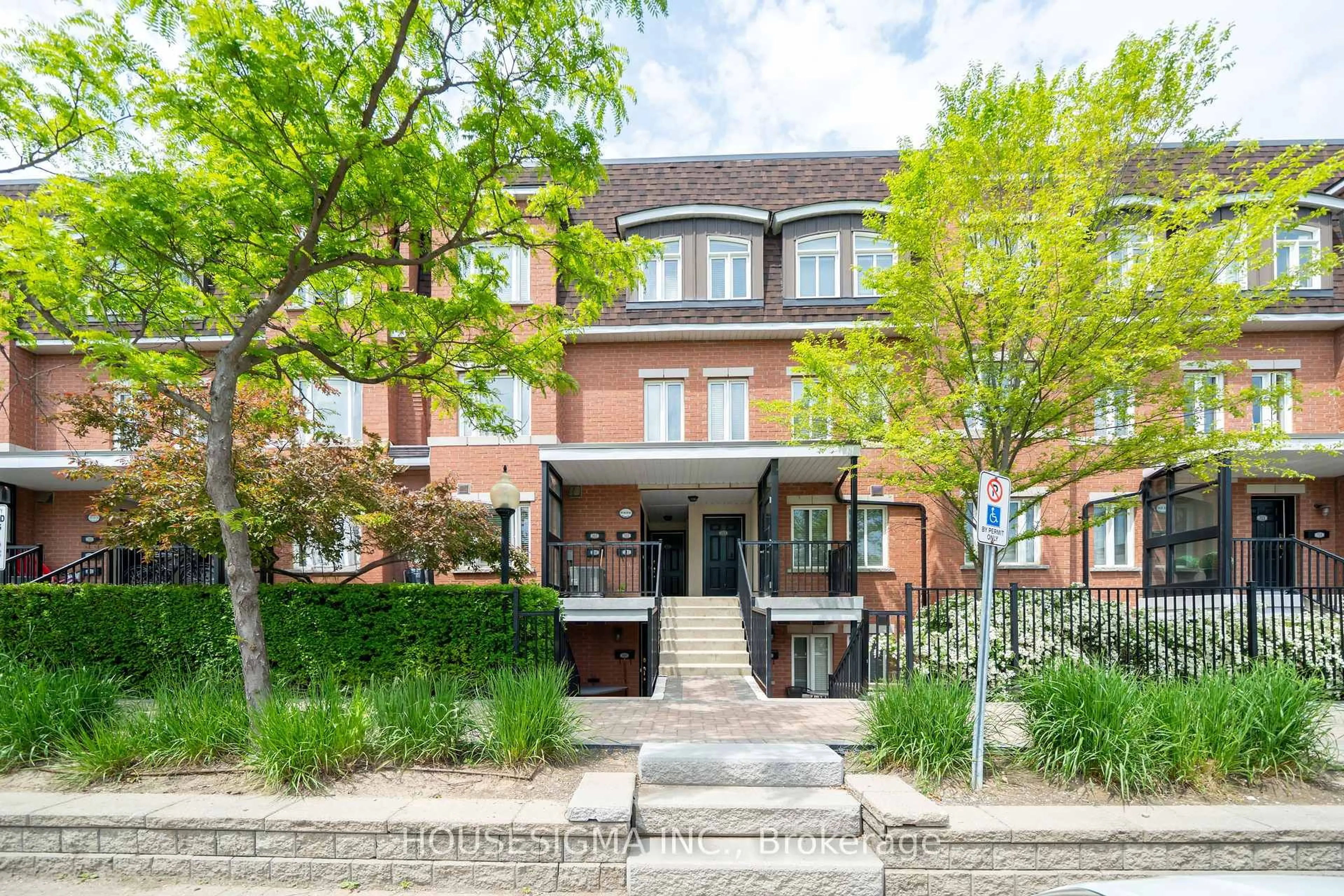 Home with brick exterior material, street for 310 John St #317, Markham Ontario L3T 0A7