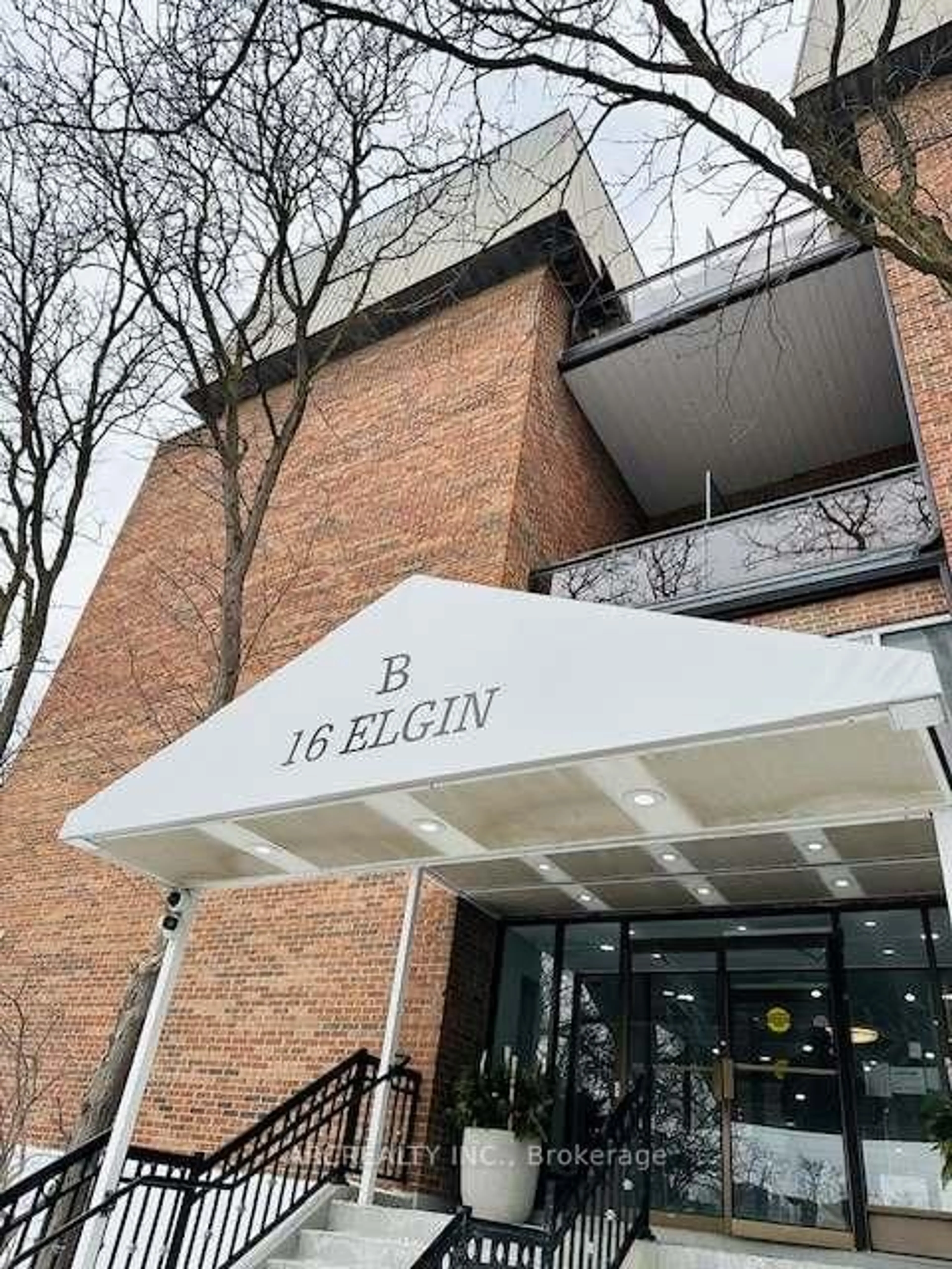 Indoor foyer for 16 B Elgin St #165, Markham Ontario L3T 4T4