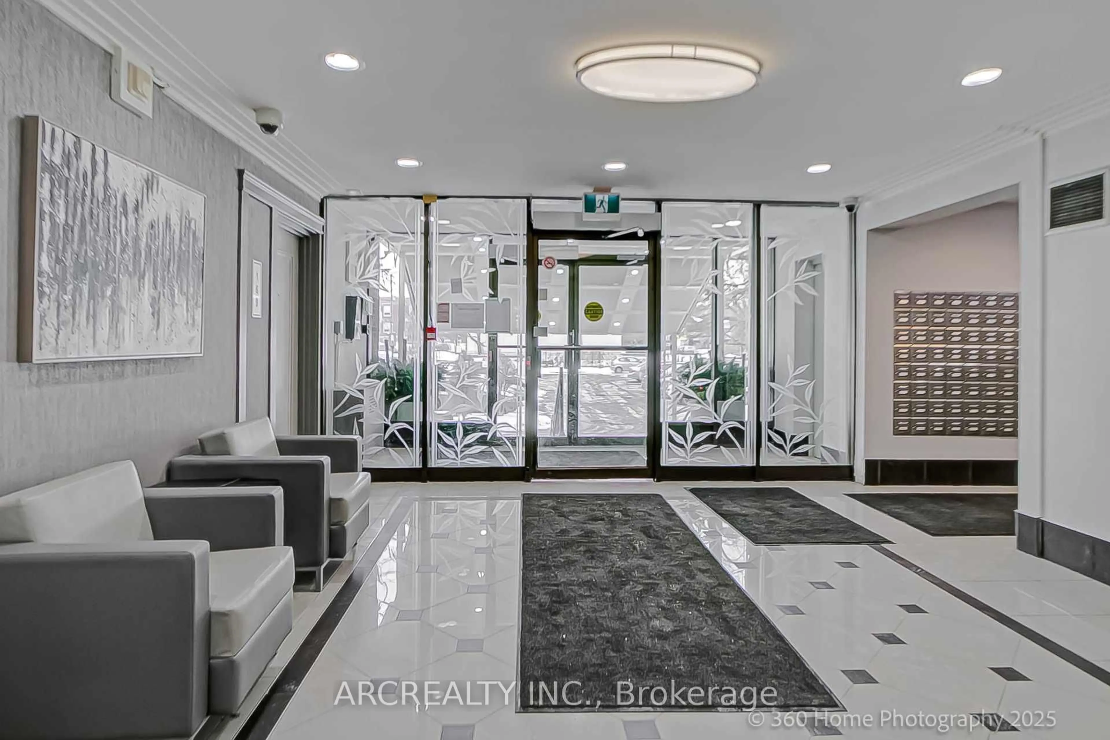 Unknown for 16 B Elgin St #165, Markham Ontario L3T 4T4