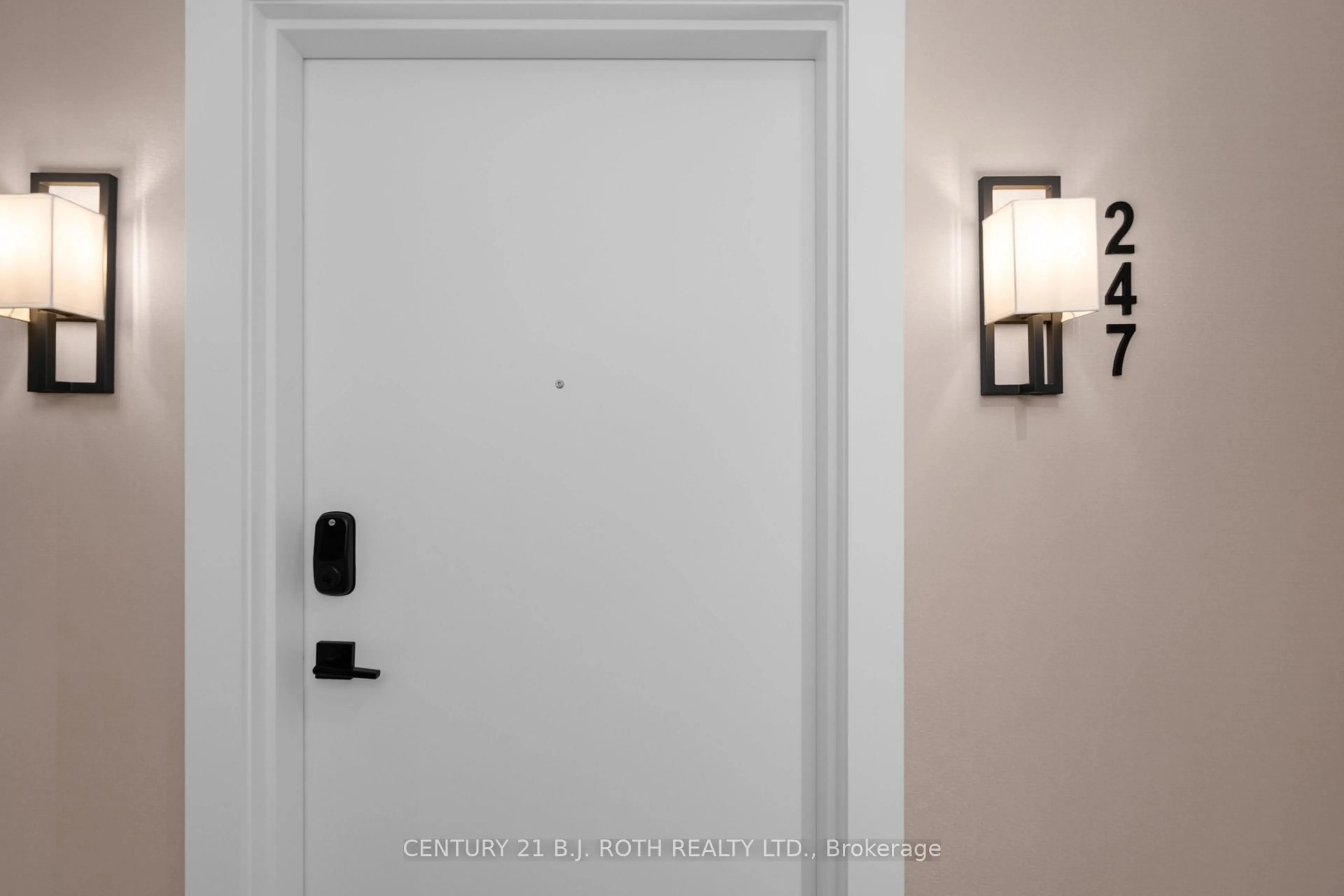Indoor entryway for 415 Sea Ray Ave #247, Innisfil Ontario L9S 0R5