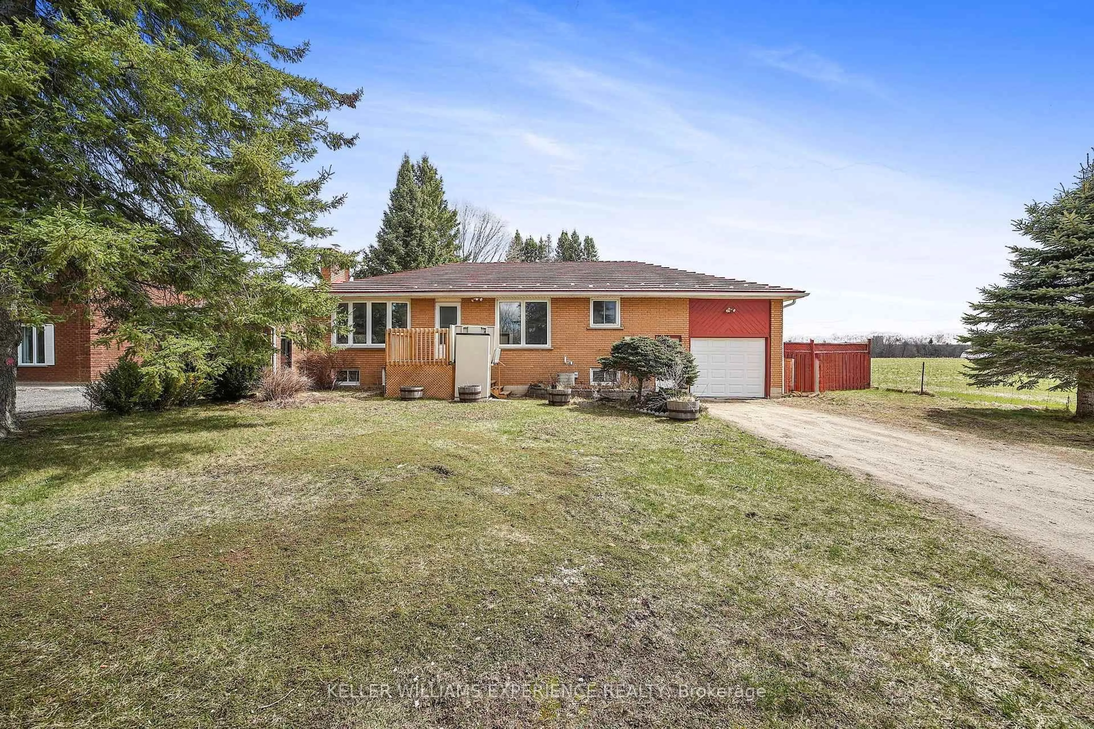 A pic from outside/outdoor area/front of a property/back of a property/a pic from drone, street for 7925 10 COUNTY Rd, Essa Ontario L0M 1B1