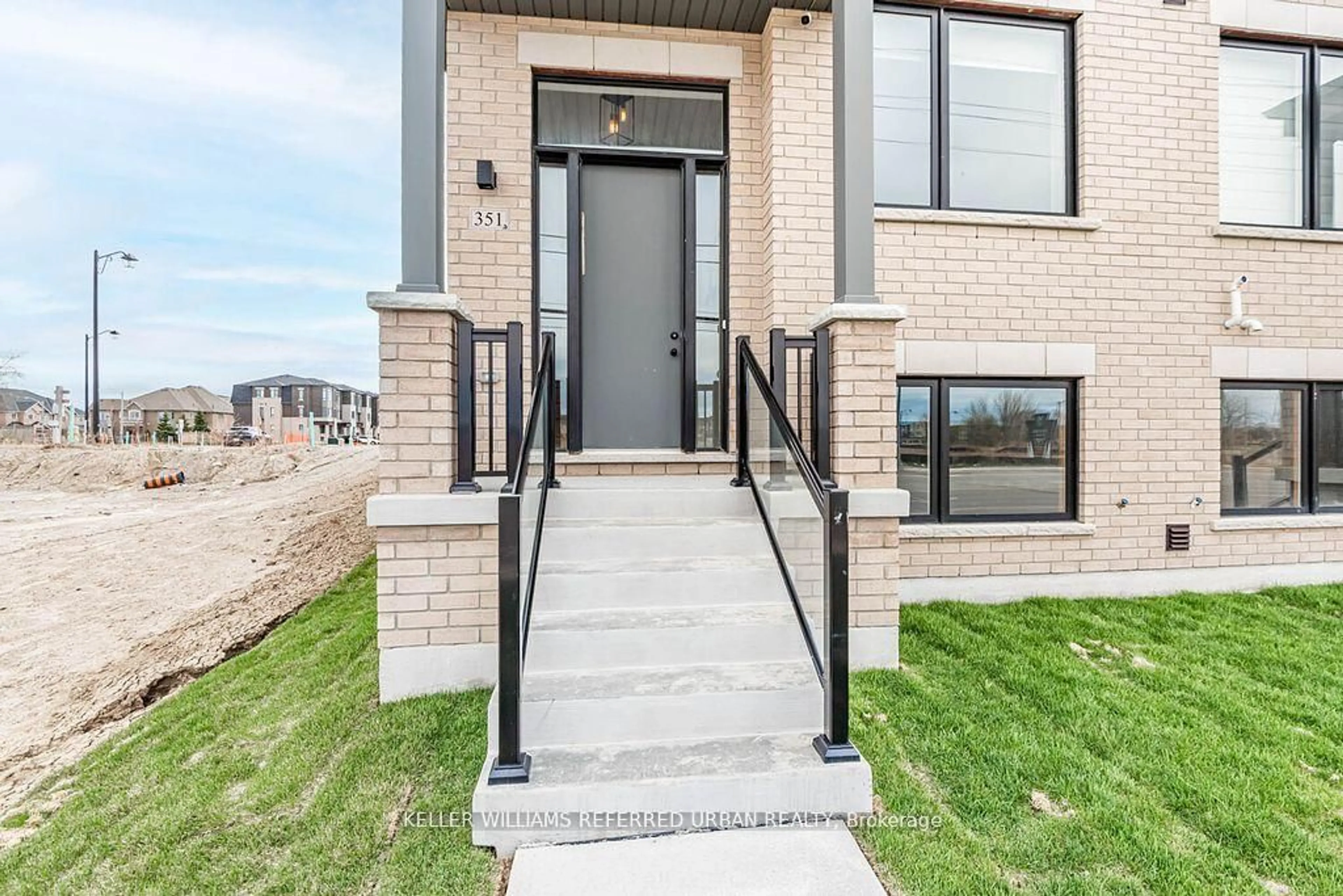 Home with brick exterior material, street for 351 Tennant Circ, Vaughan Ontario L4H 5L2