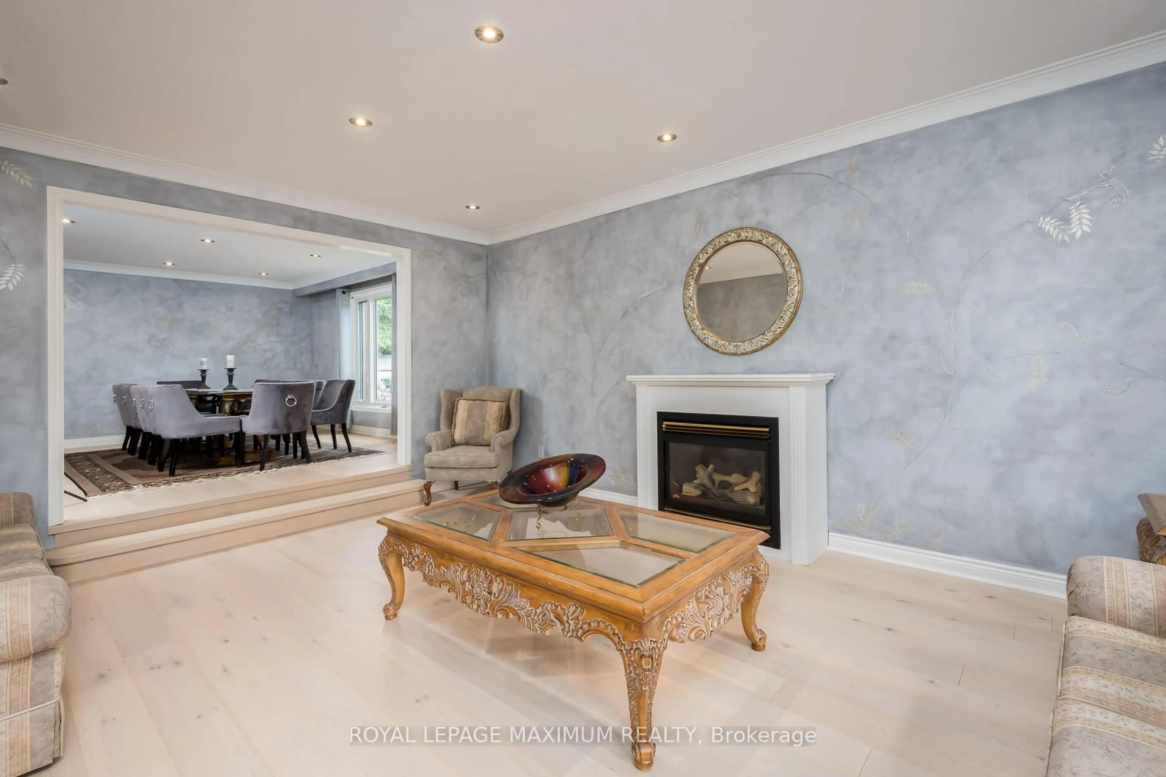 Unknown for 35 Lorengate Pl, Vaughan Ontario L4L 2Y4