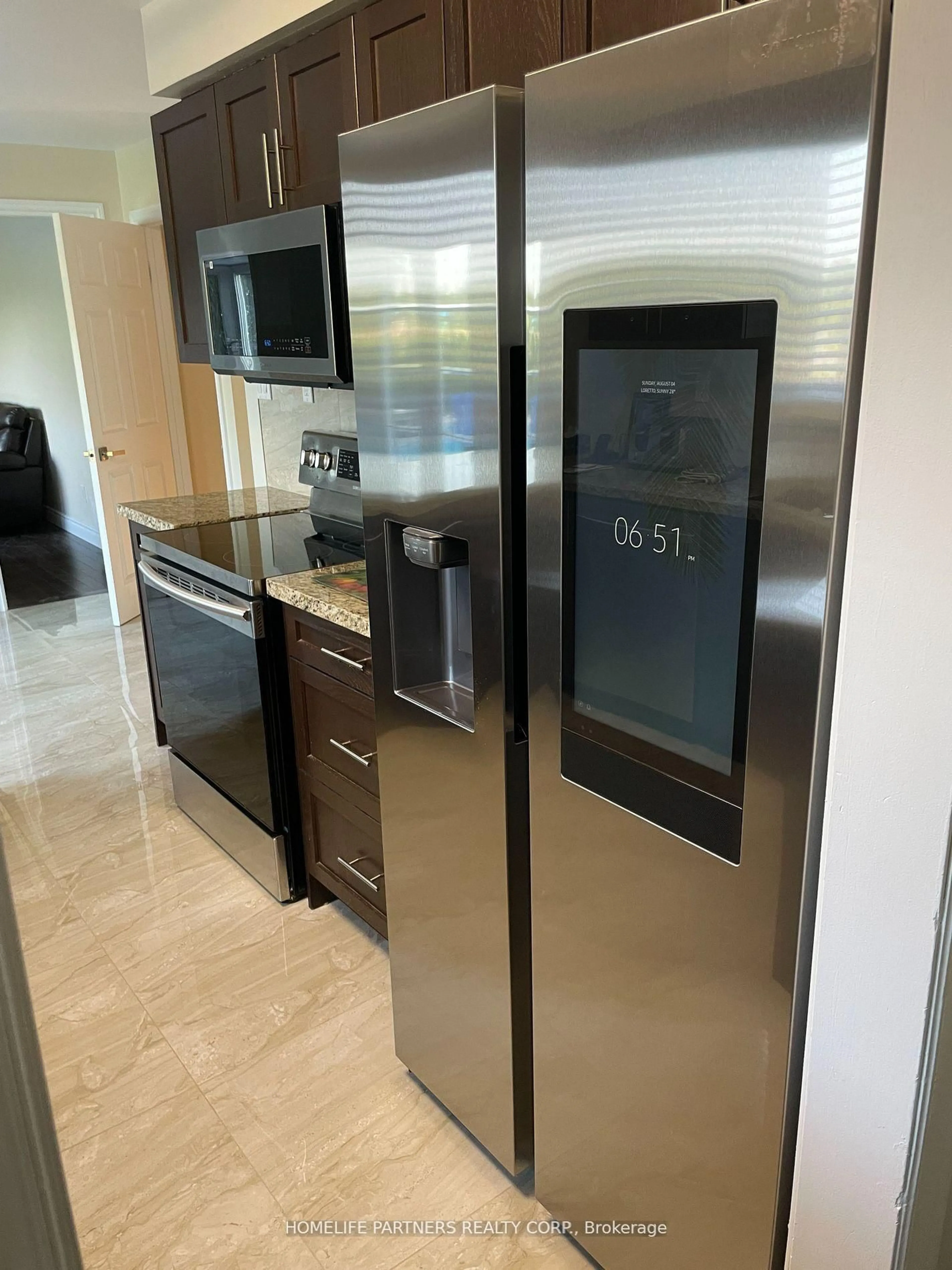 Standard kitchen, ceramic/tile floor for 3 SIMON Dr, Adjala-Tosorontio Ontario L0G 1L0