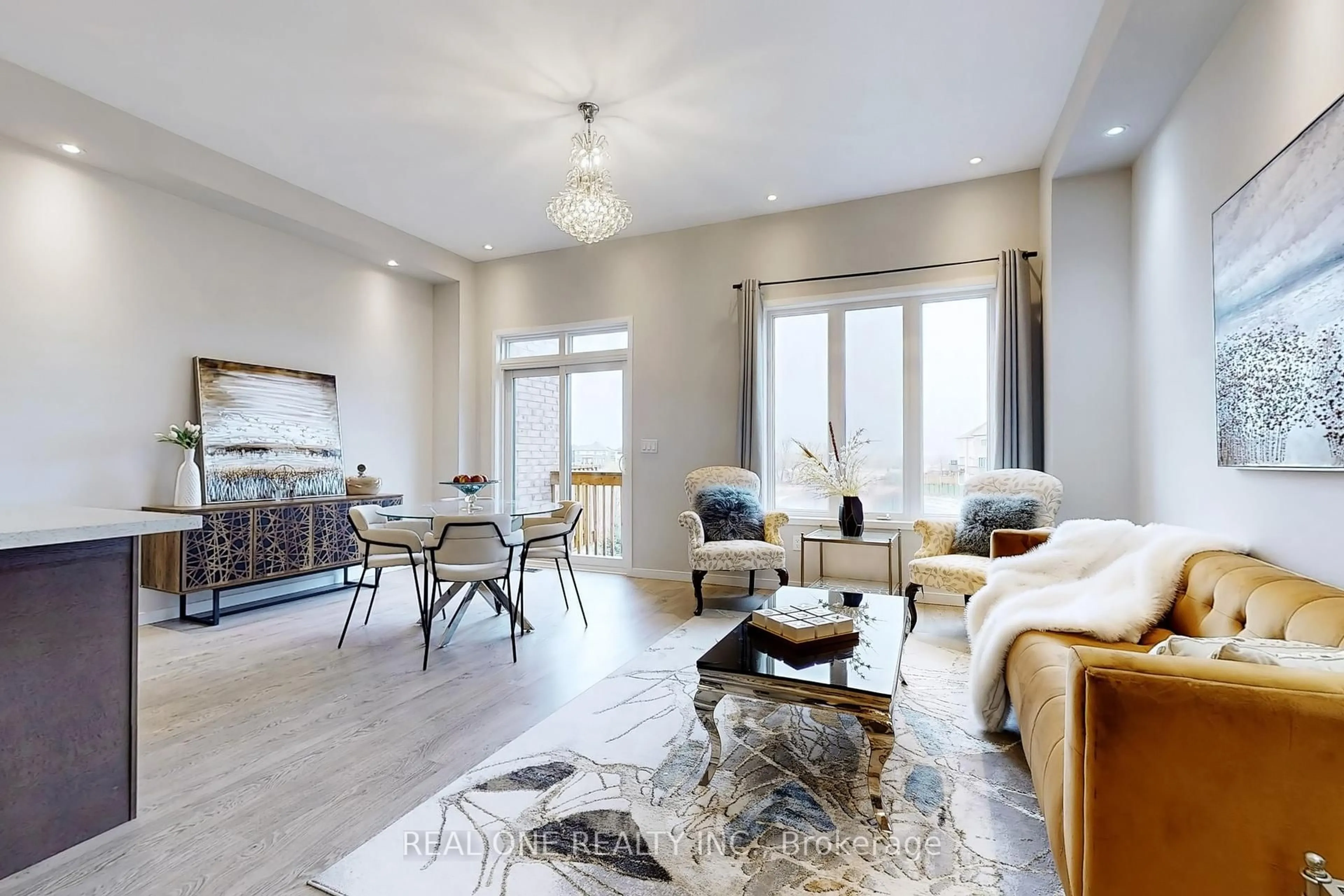 Living room with furniture, unknown for 240 Elyse Crt, Aurora Ontario L4G 2C9