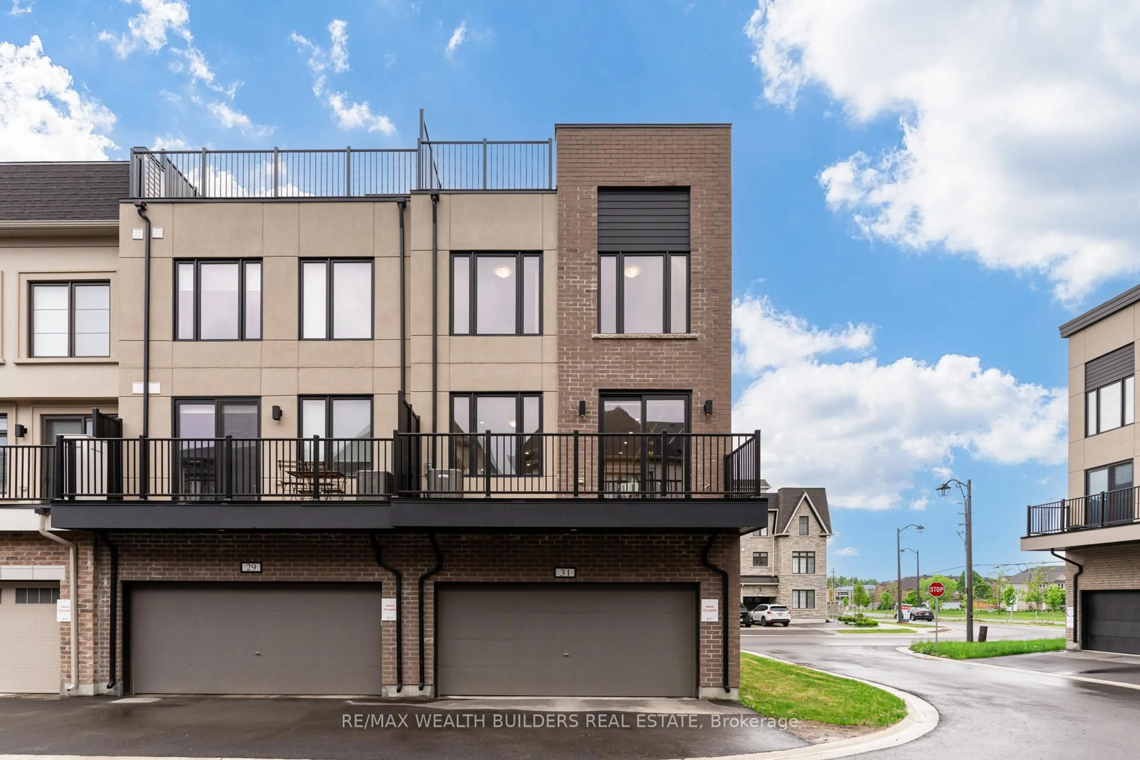 Unknown for 31 William Shearn Cres, Markham Ontario L6C 3J3
