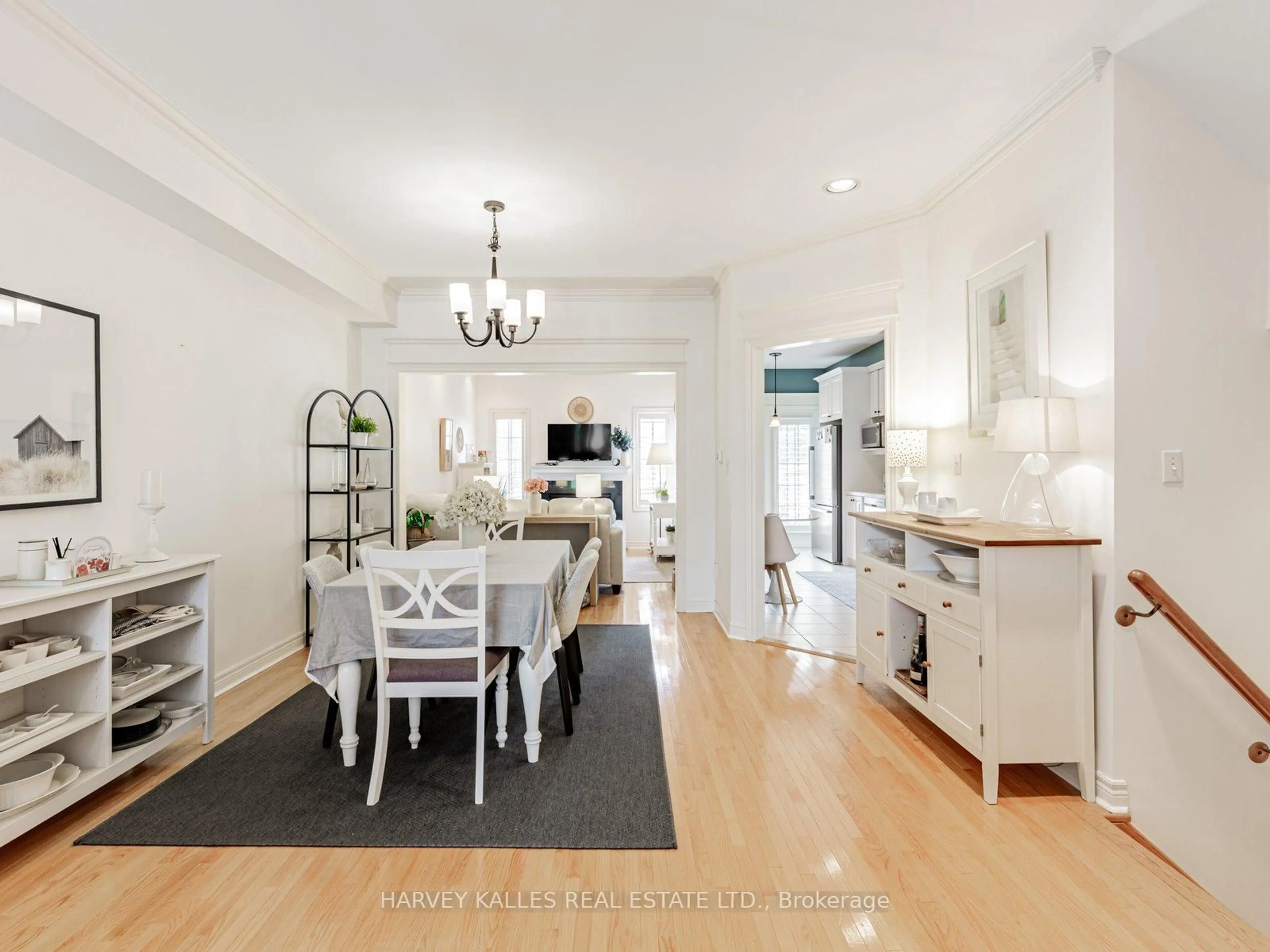 Open concept kitchen, unknown for 179 Kingsbridge Circ, Vaughan Ontario L4J 8N9