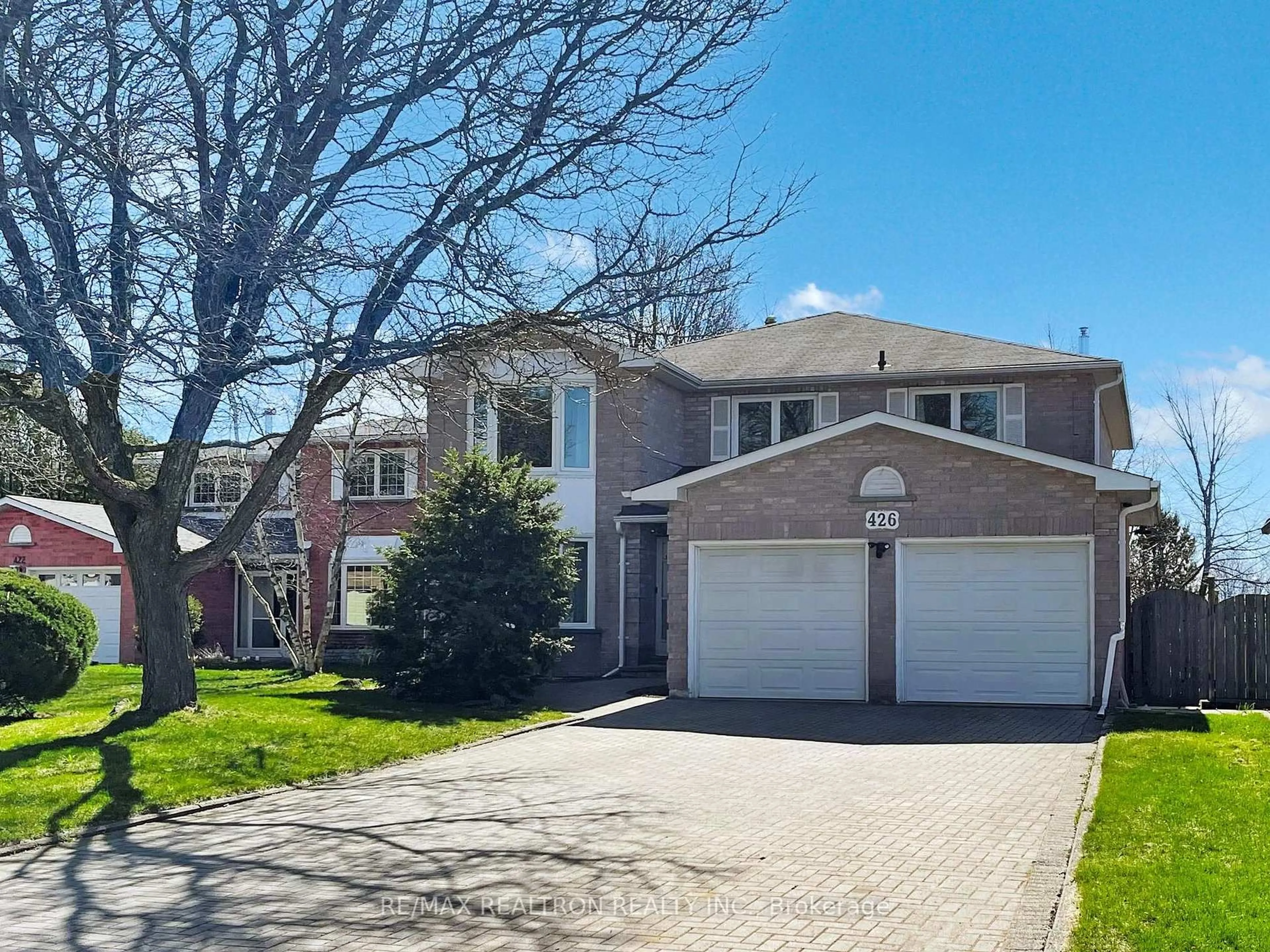 Home with brick exterior material, street for 426 Herridge Circ, Newmarket Ontario L3Y 7H6