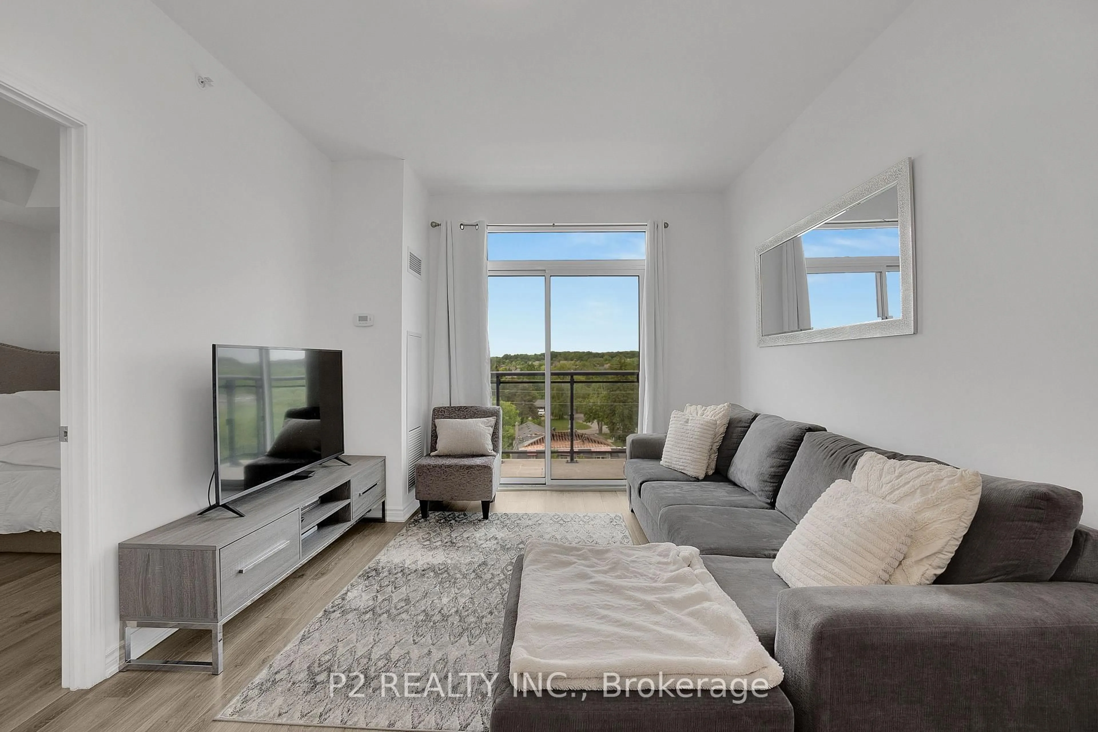 Living room with furniture, unknown for 11611 Yonge St #716, Richmond Hill Ontario L4E 1G2