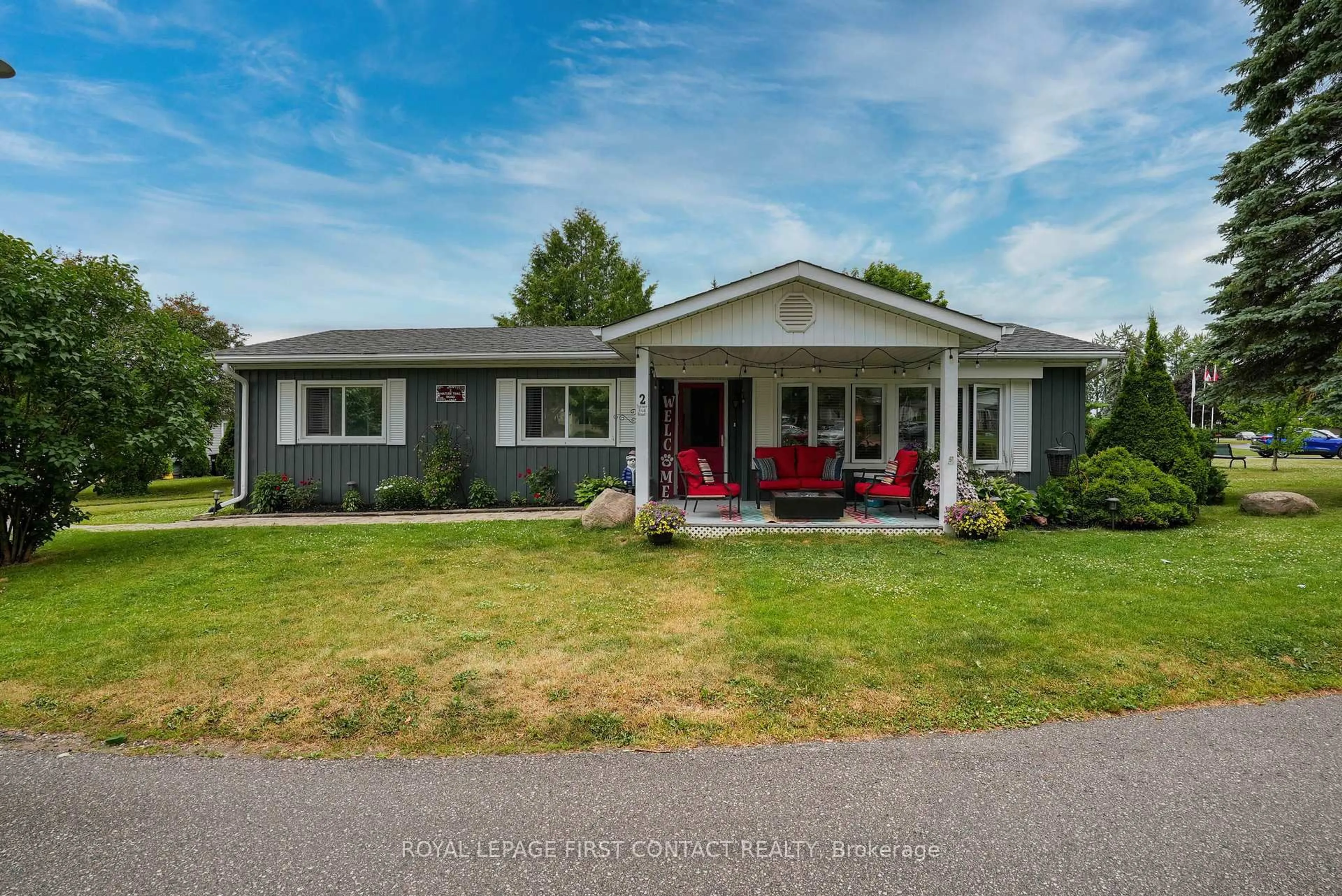 Home with vinyl exterior material, street for 2 Nature Tr, Innisfil Ontario L9S 1K7
