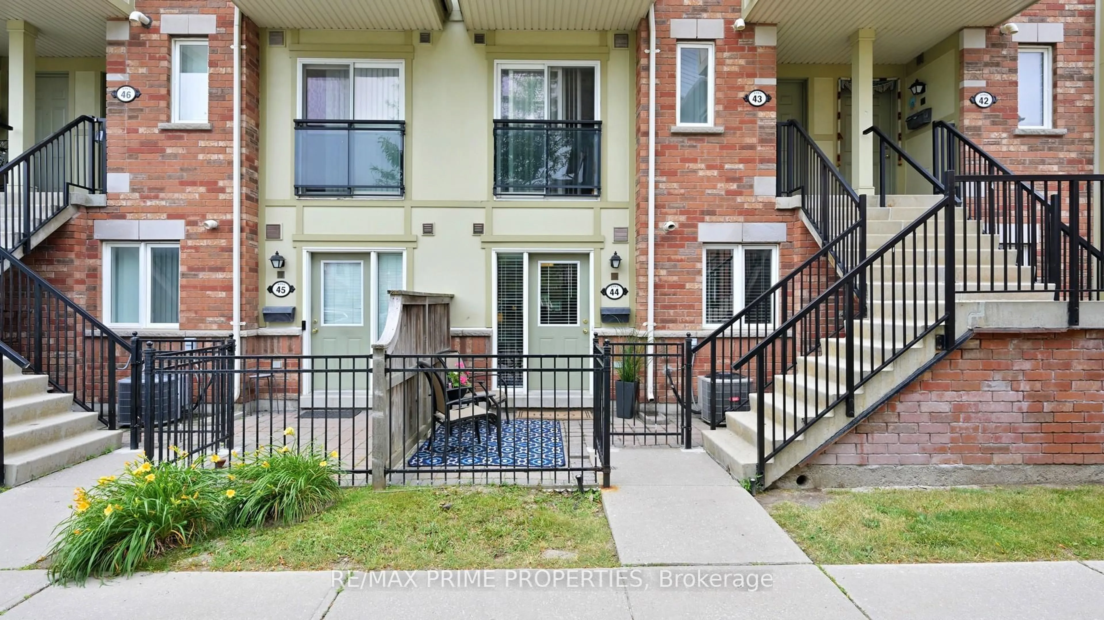 Patio, street for 2265 Bur Oak Ave #44, Markham Ontario L6E 0B8