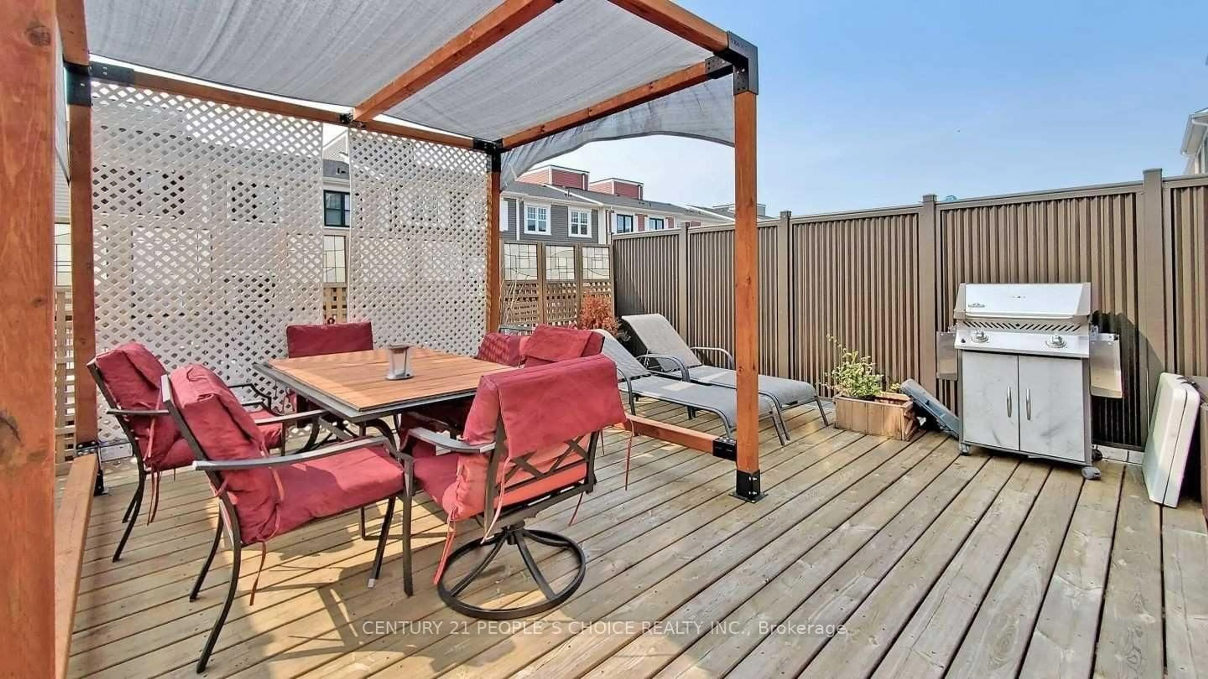 Patio, street for 103 Milt Storey Lane, Whitchurch-Stouffville Ontario L4A 1Y4