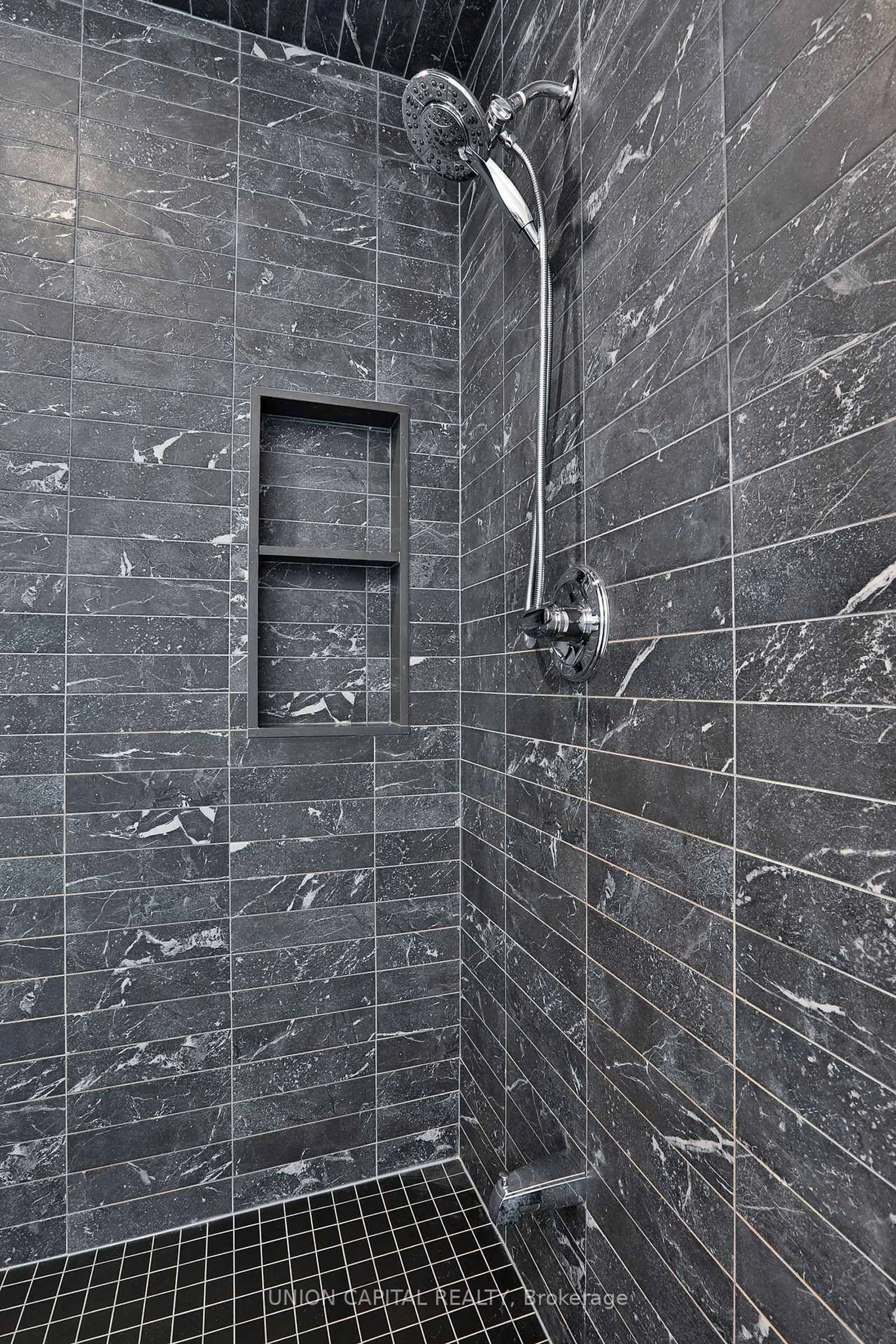 Contemporary bathroom, ceramic/tile floor for 9 Kohn Lane, Markham Ontario L6C 3J3