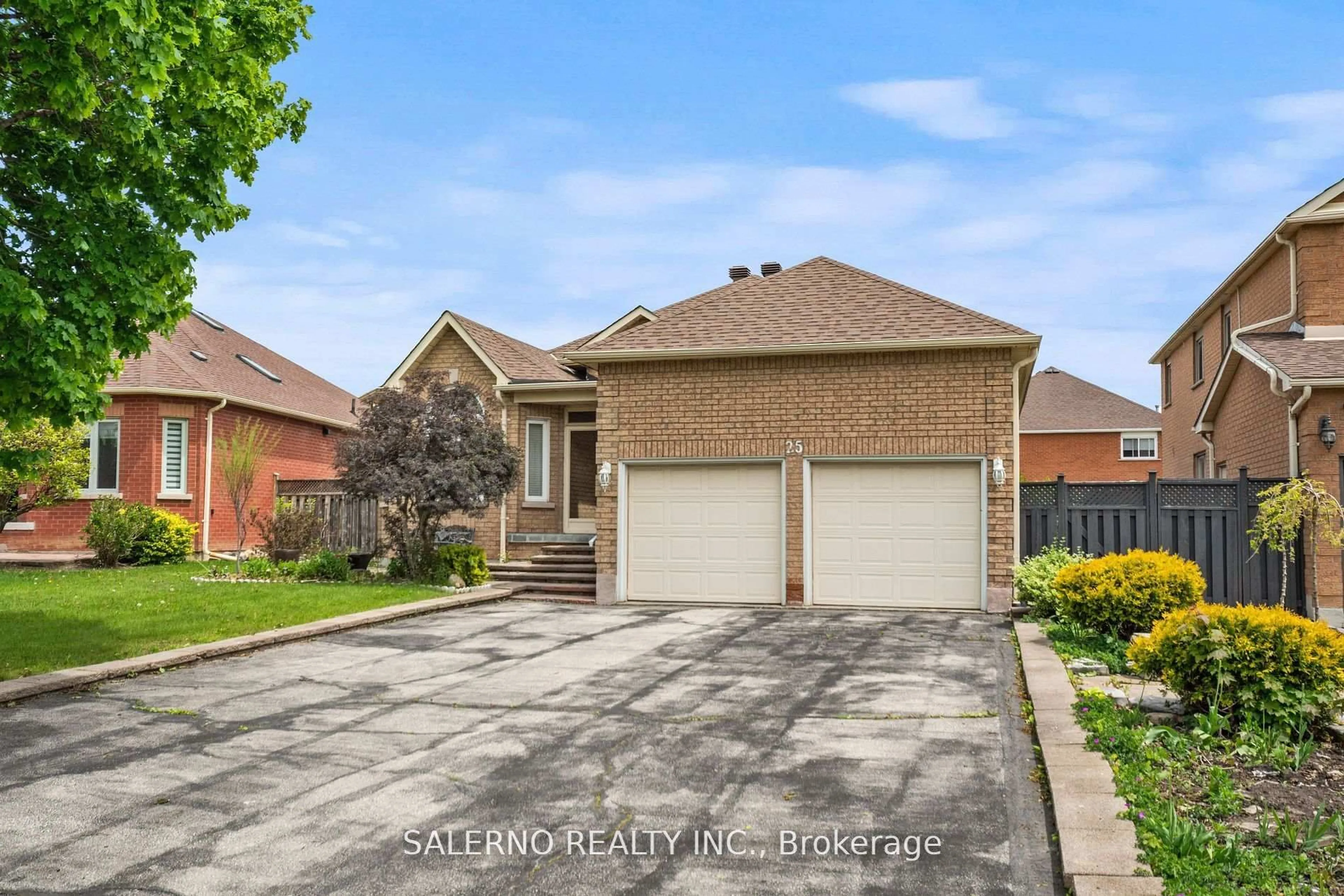 Home with brick exterior material, street for 25 Lockheed Ave, Vaughan Ontario L6A 1X9