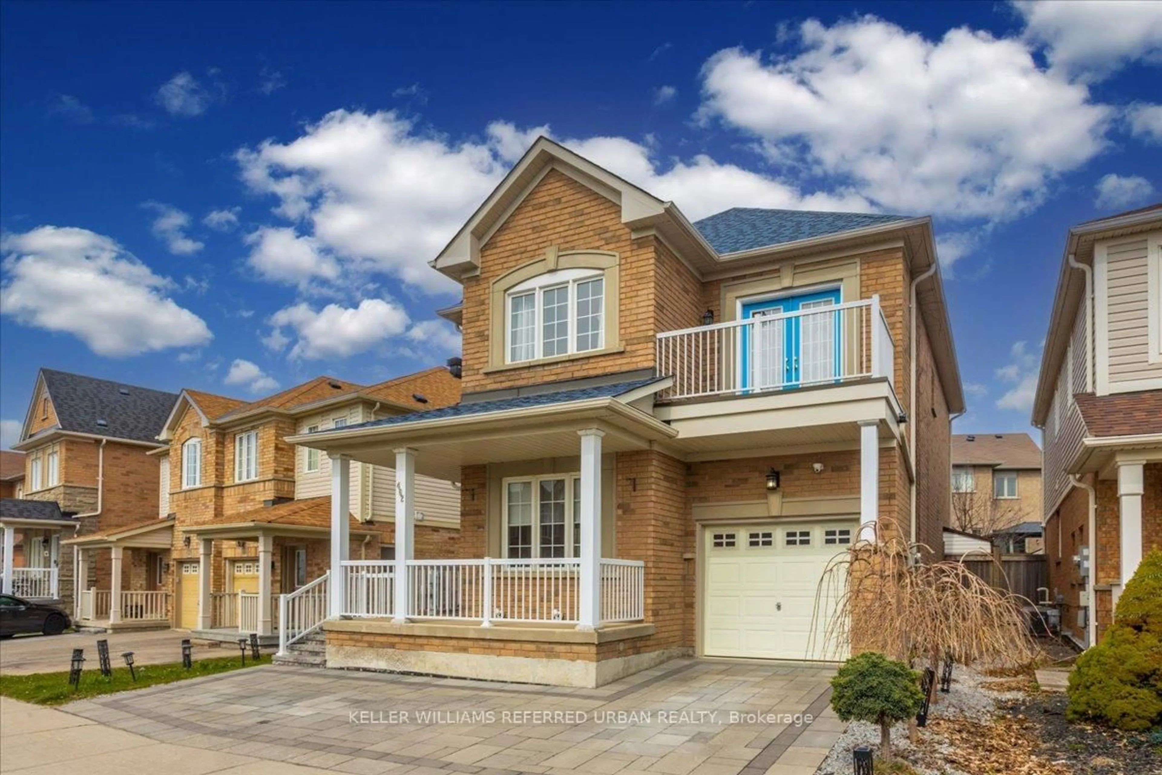 Home with brick exterior material, street for 462 Reeves Way Blvd, Whitchurch-Stouffville Ontario L4A 0H2