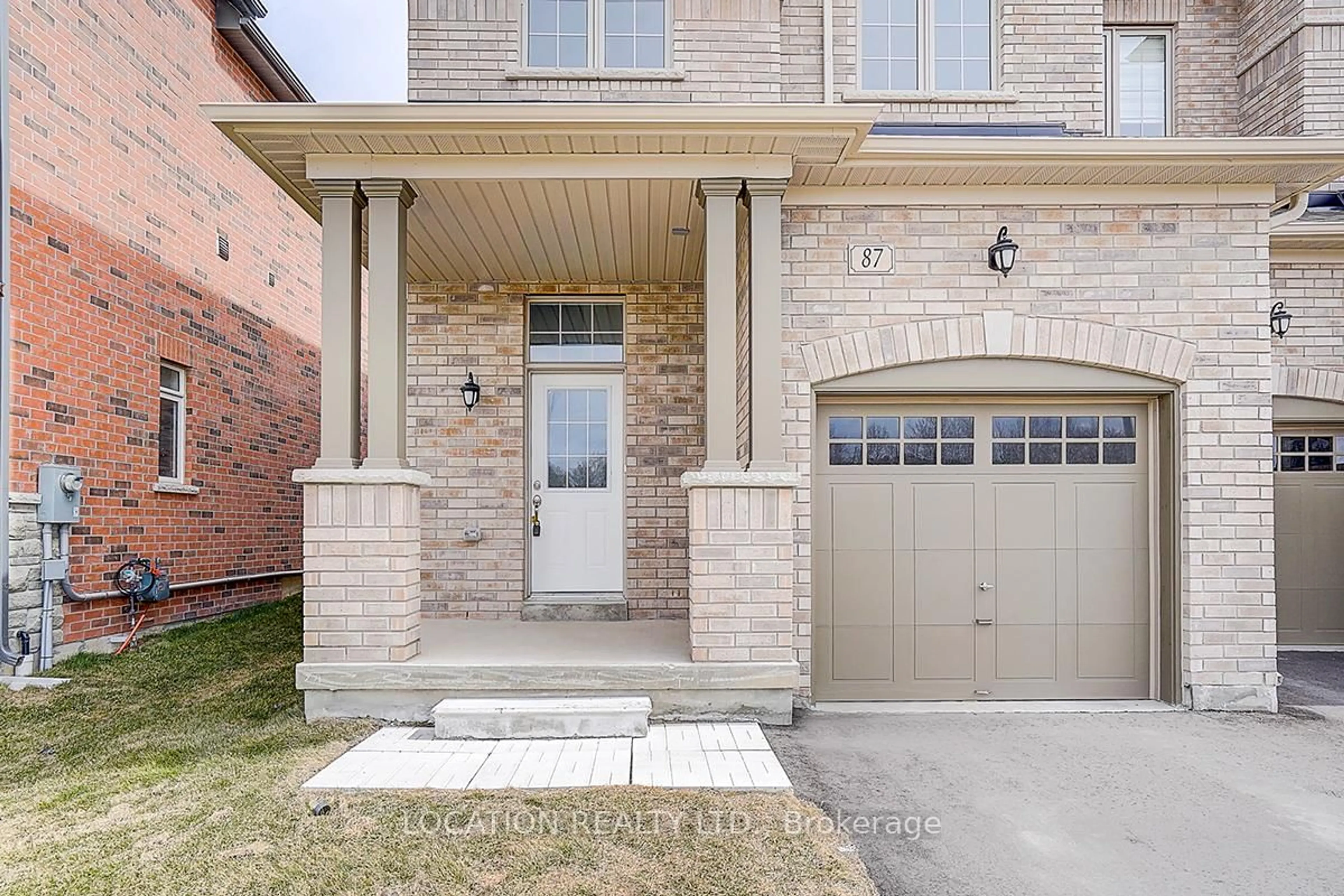 Home with brick exterior material, street for 87 Jonkman Blvd, Bradford West Gwillimbury Ontario L3Z 4J9