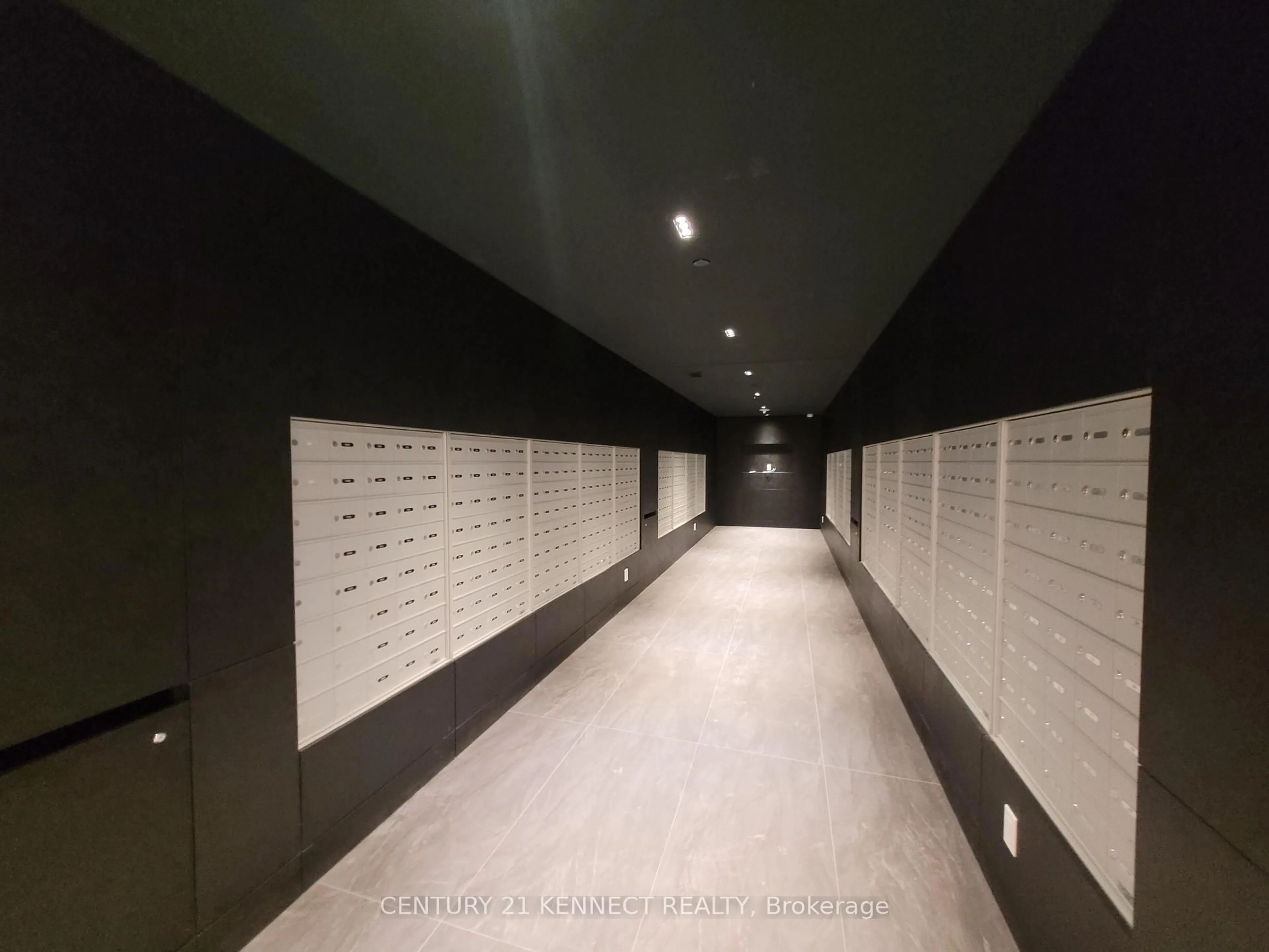 Indoor foyer for 50 Upper Mall Way #B-0432, Vaughan Ontario L4J 0J2