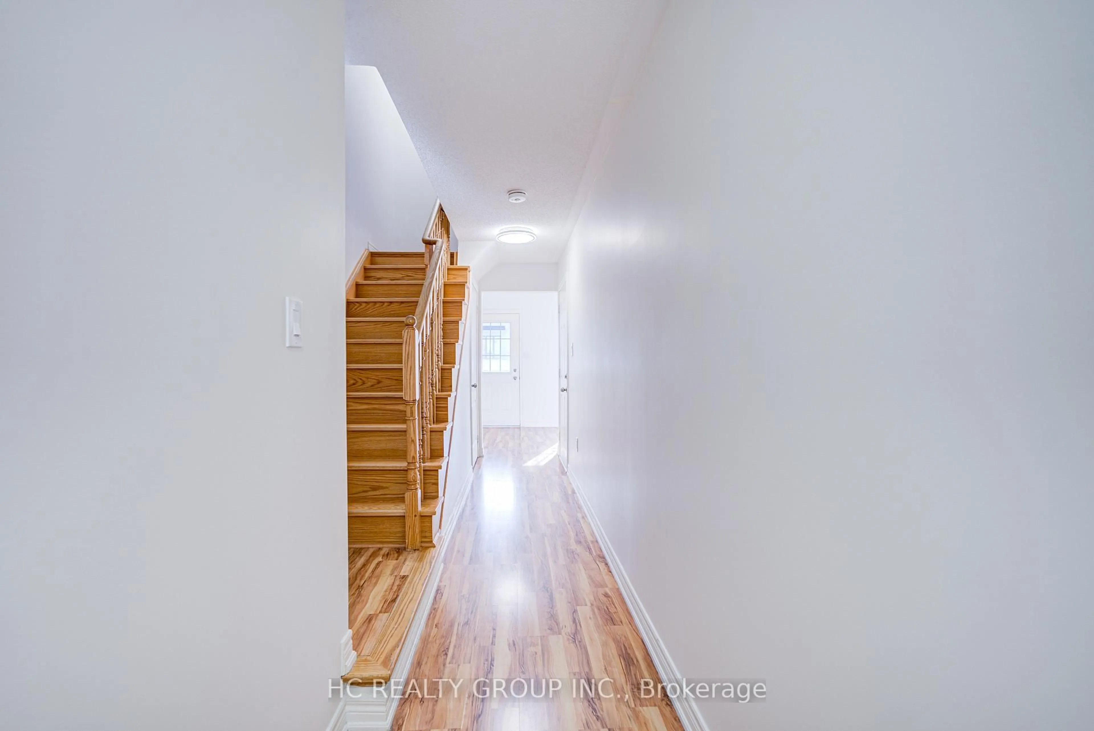 Stairs for 158 Roy Grove Way, Markham Ontario L6E 0T7