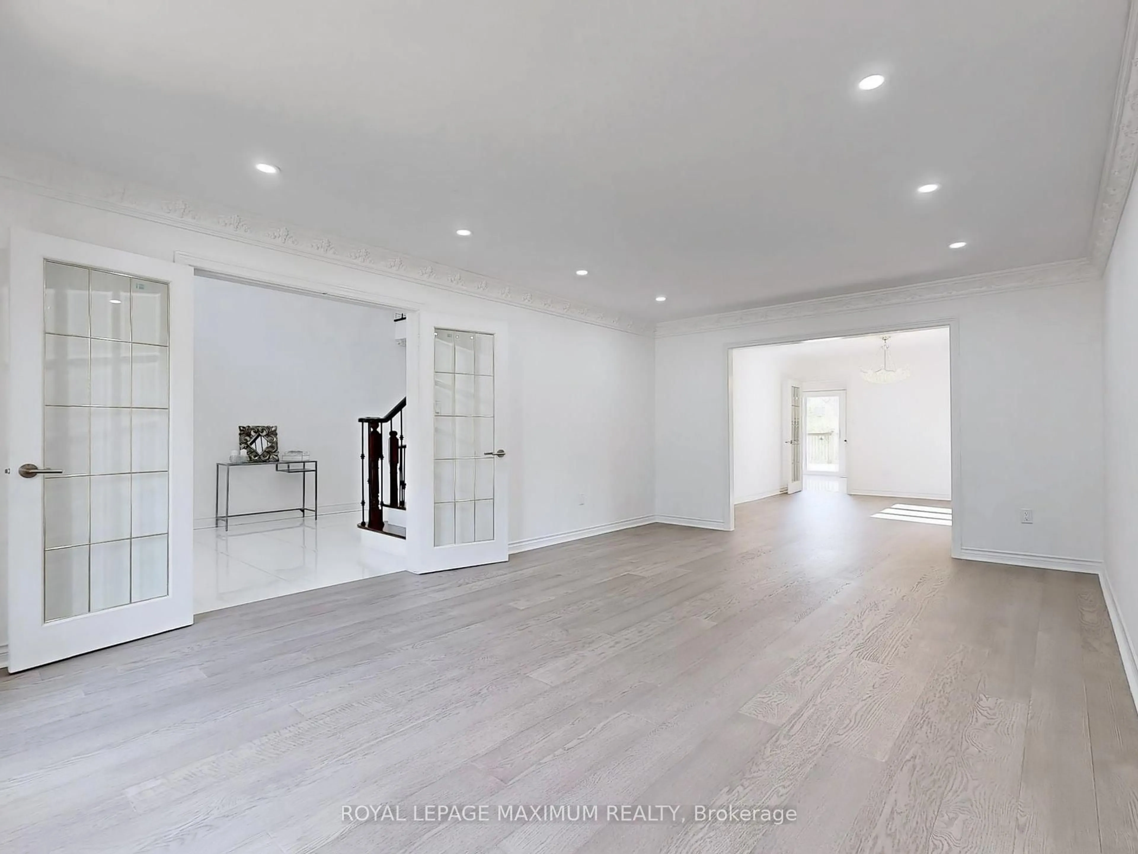 Unknown for 22 A Waltham Cres, Richmond Hill Ontario L4B 1Z2