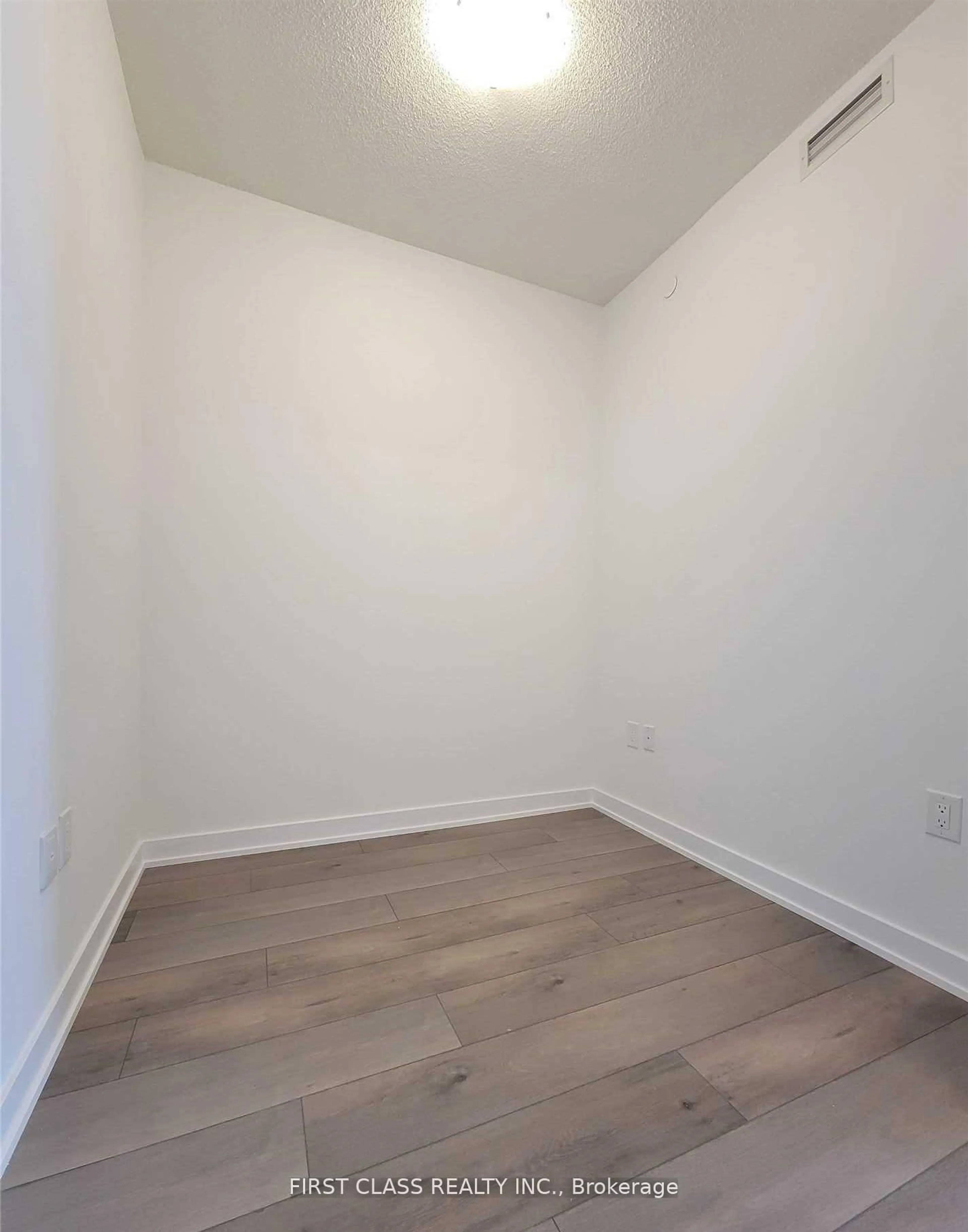 A pic of a room for 38 Honeycrisp Cres #2116, Vaughan Ontario L4K 0M8