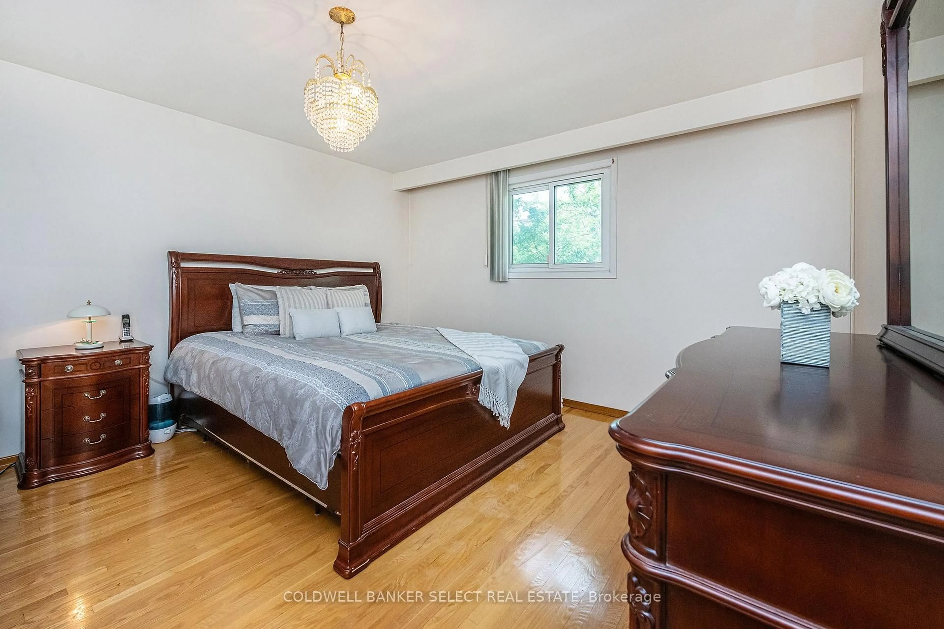 Bedroom with bed, wood/laminate floor for 38 Northlane Rd, Vaughan Ontario L4L 2G6