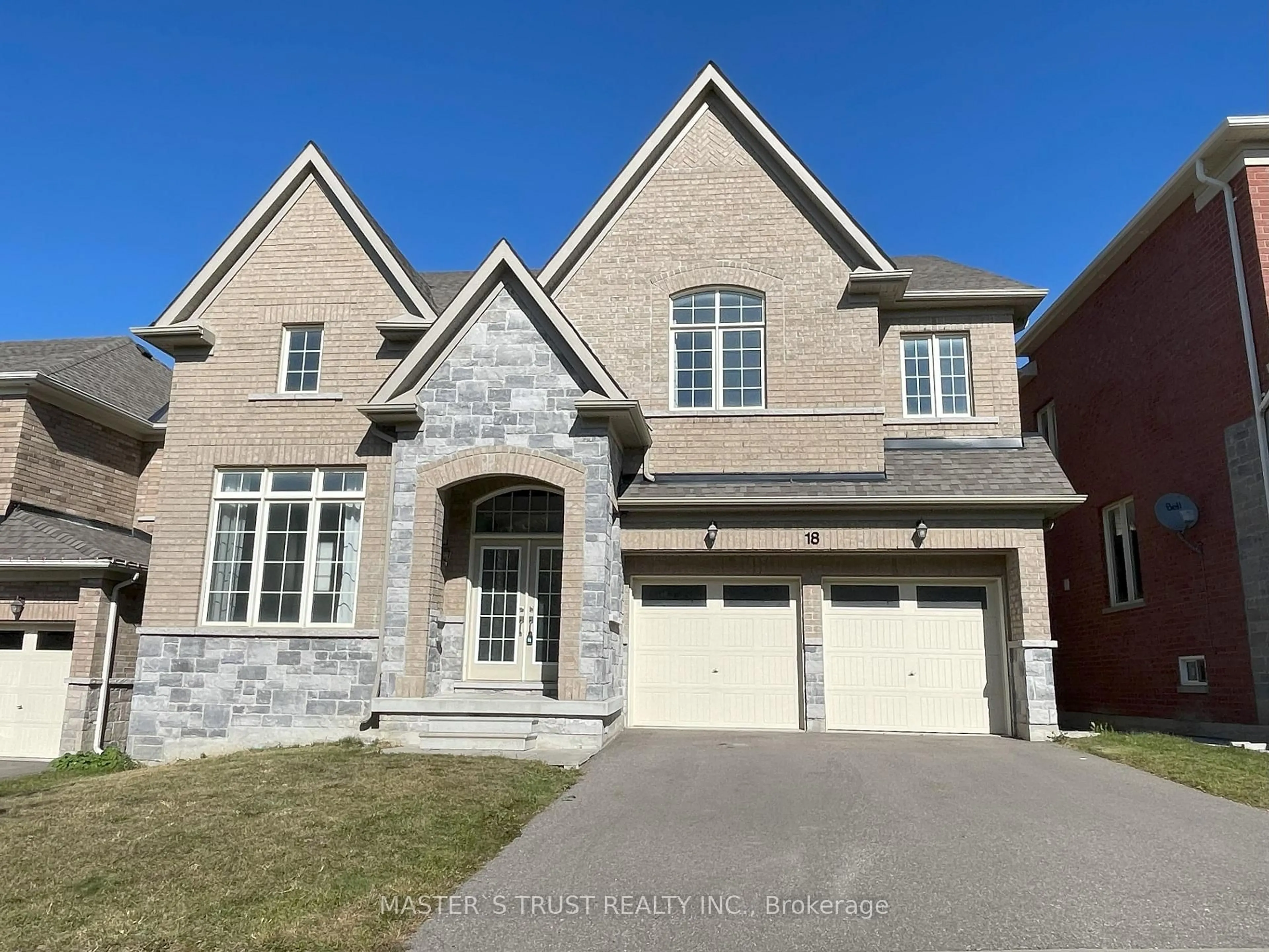 Home with brick exterior material, street for 18 CLIFFORD FAIRBARN Dr, East Gwillimbury Ontario L9N 0S1