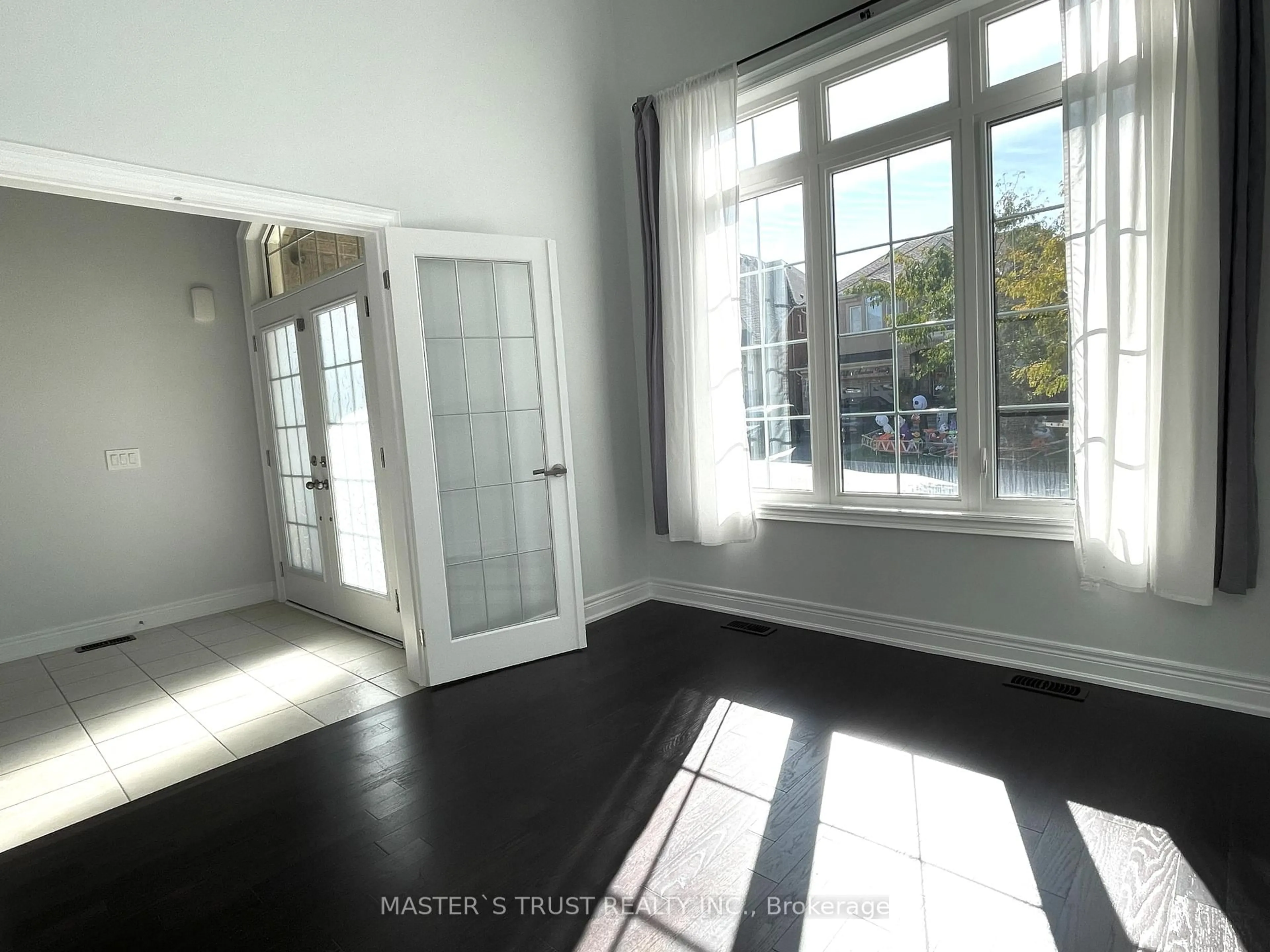 A pic of a room for 18 CLIFFORD FAIRBARN Dr, East Gwillimbury Ontario L9N 0S1