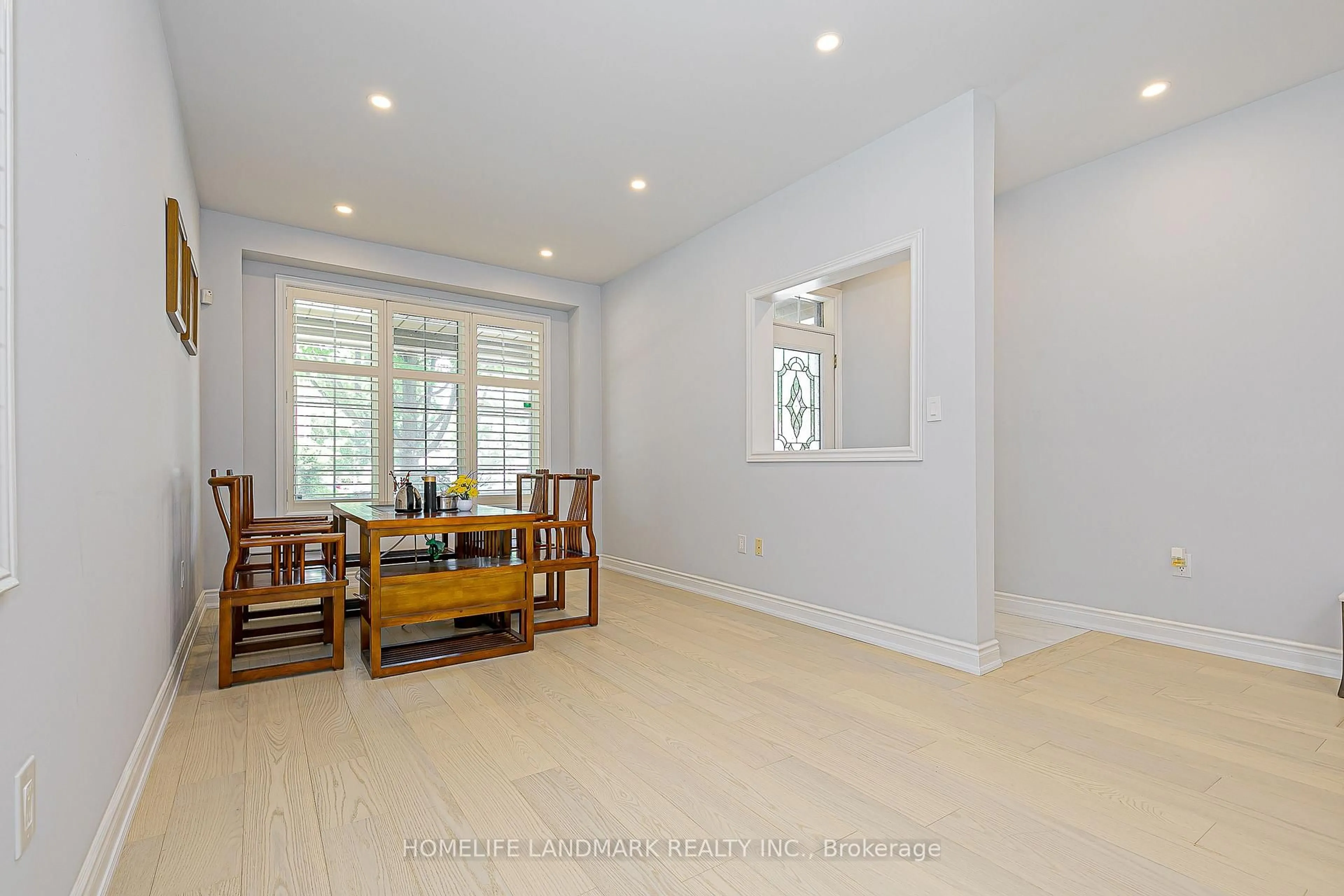 Unknown for 9 Longwood Ave, Richmond Hill Ontario L4E 4B1