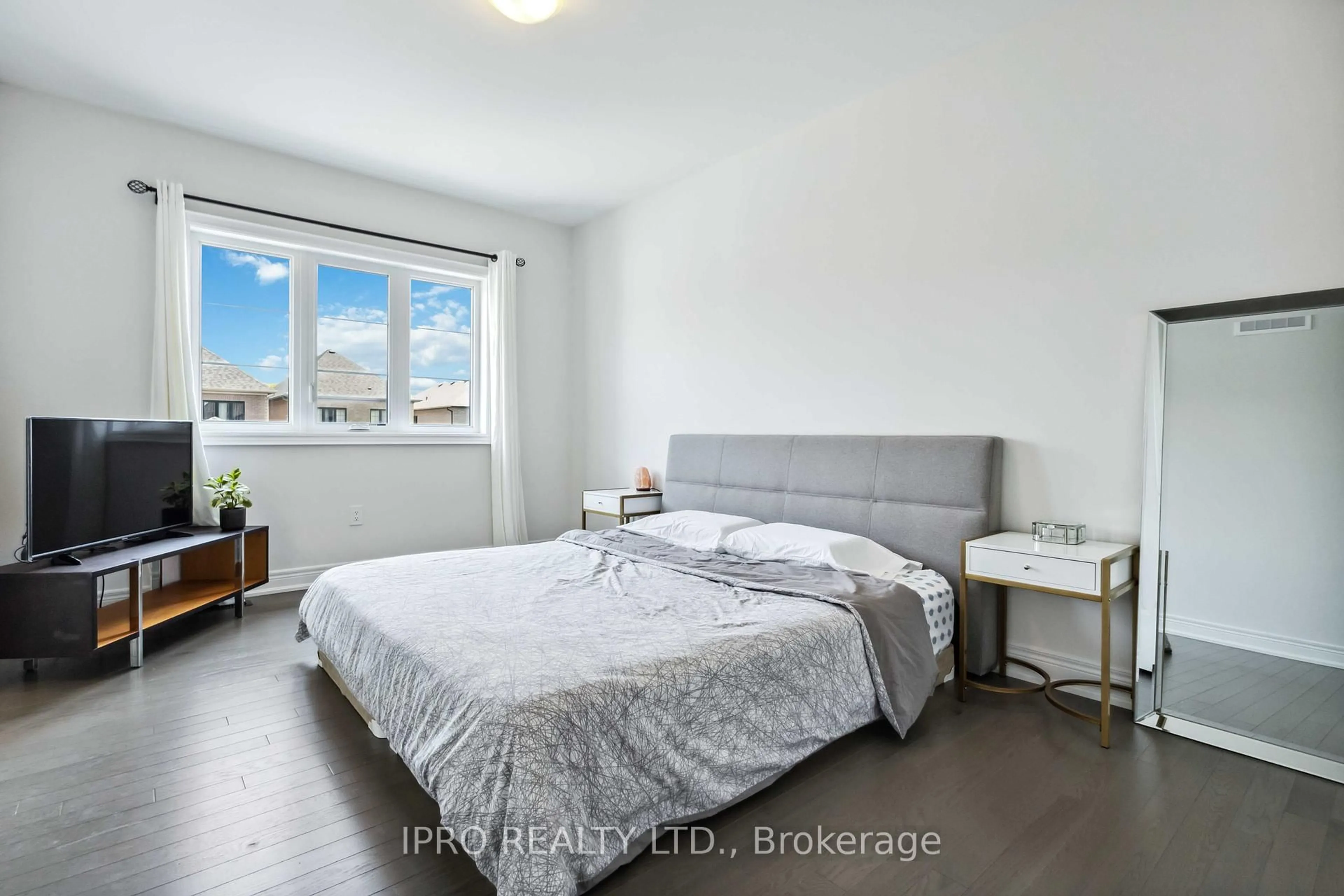 Bedroom with bed, wood/laminate floor for 12 Fred Lablanc Dr, Markham Ontario L6B 1R8