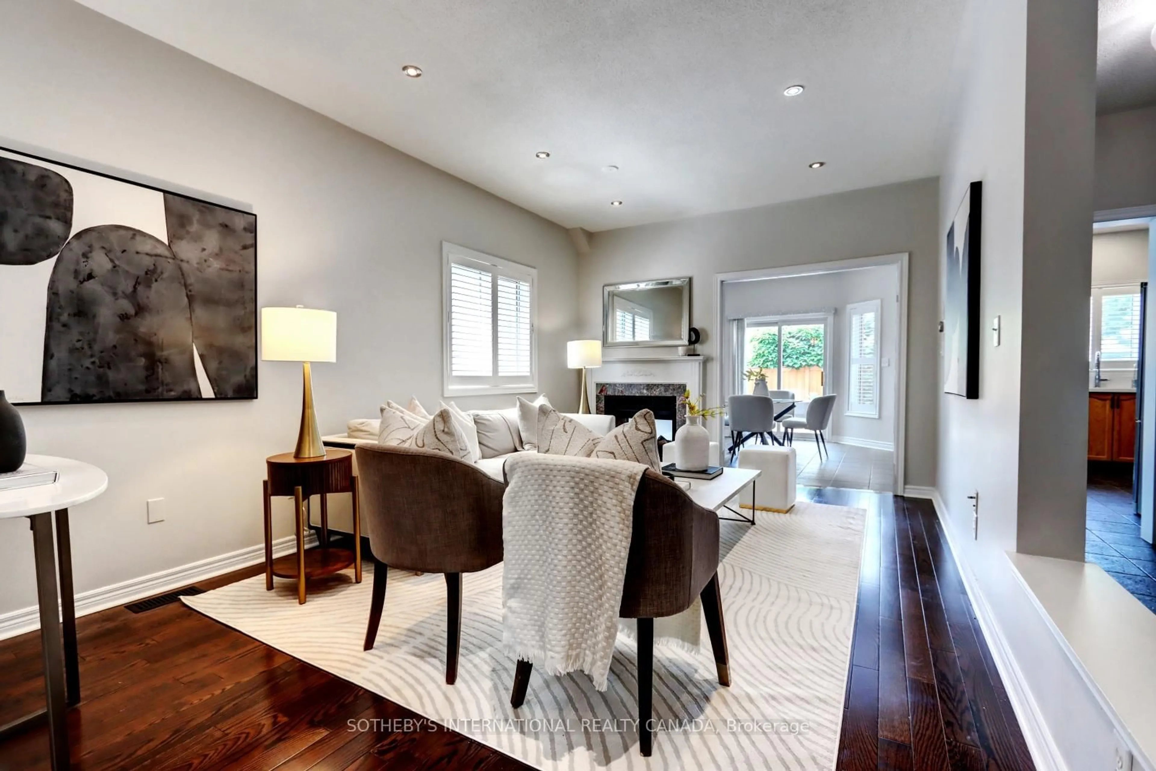 Living room with furniture, unknown for 72 Silver Oaks Blvd, Vaughan Ontario L4H 1V8