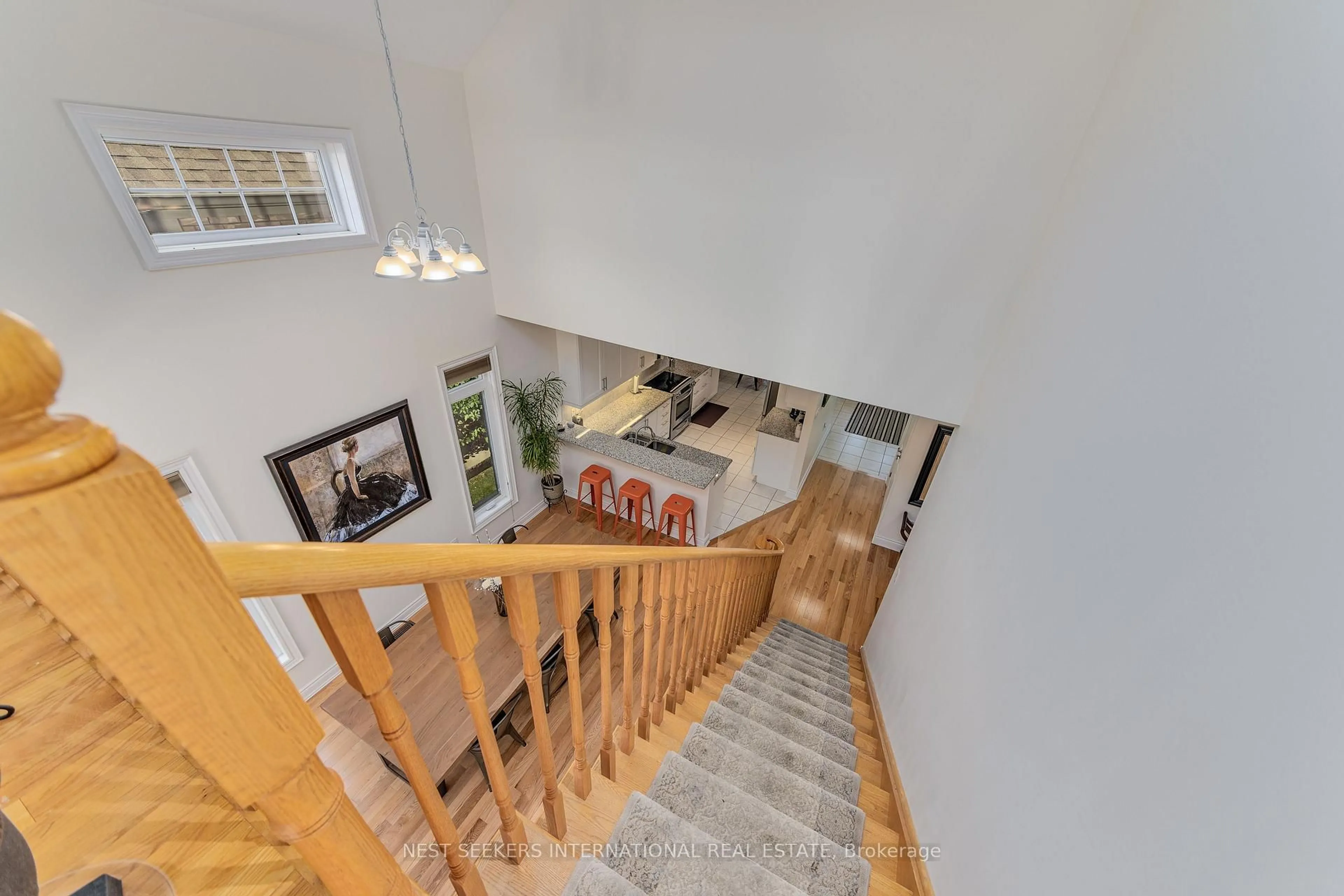 Unknown for 166 Ridge Way, New Tecumseth Ontario L9R 0H3